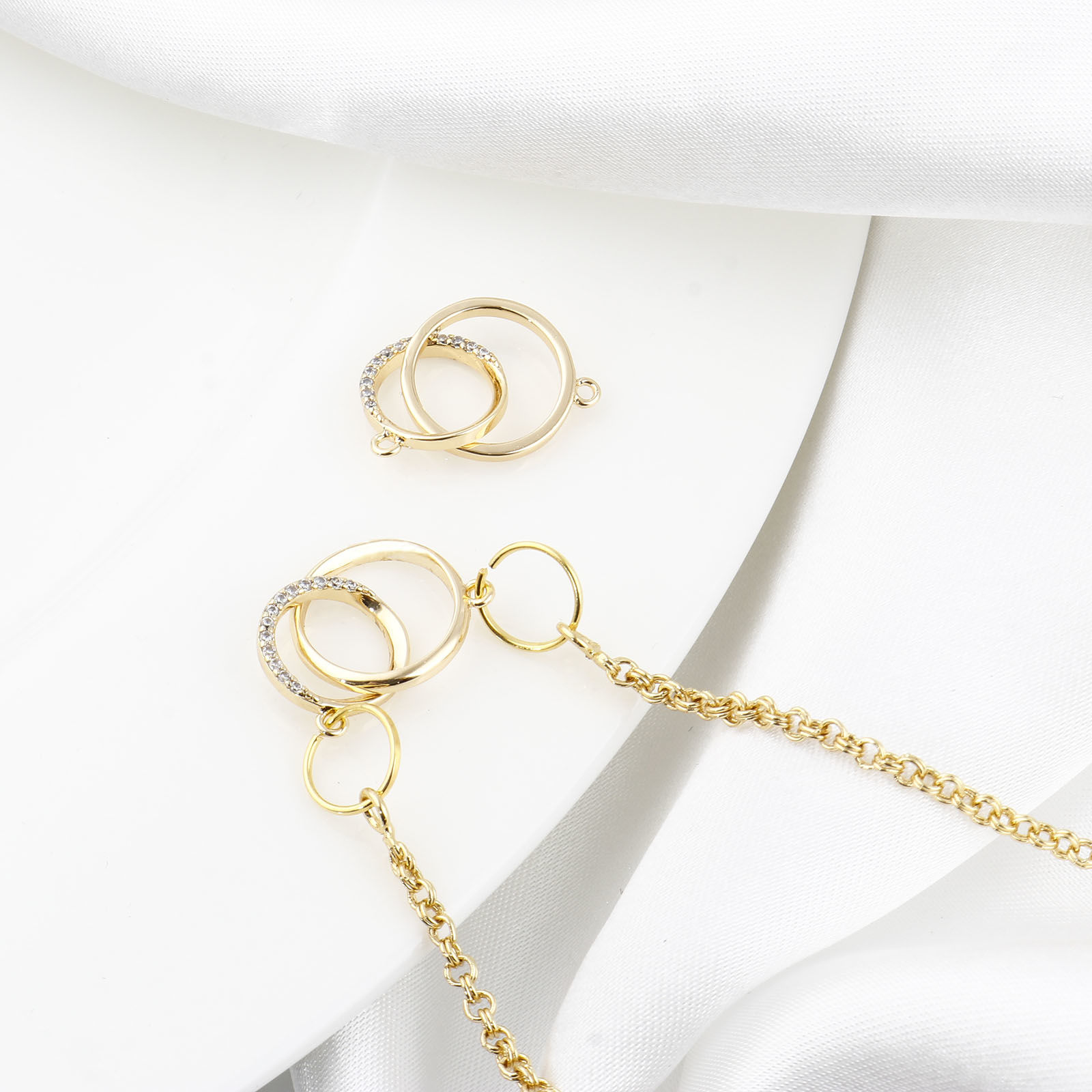Image de Connecteurs en Laiton Plaqué Or Véritable Double Cercle à Zircone Cubique Clair 21mm x 13mm, 1 Pièce