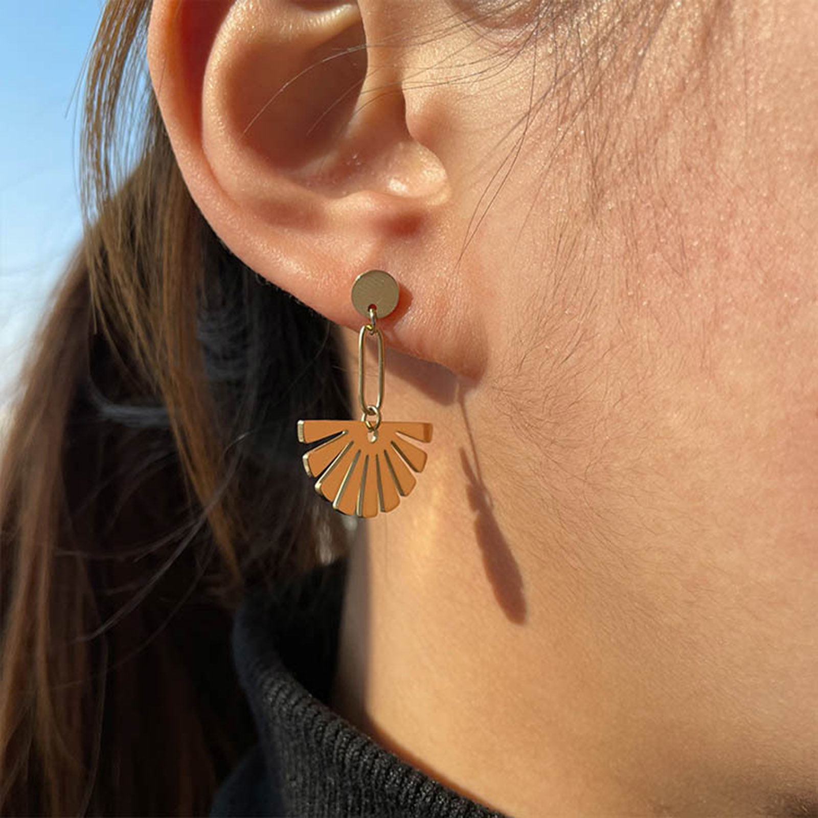 Picture of 316 Stainless Steel Stylish Ear Post Stud Earrings Gold Plated Fan-shaped Hollow 3cm x 2.3cm, Post/ Wire Size: (20 gauge), 1 Pair