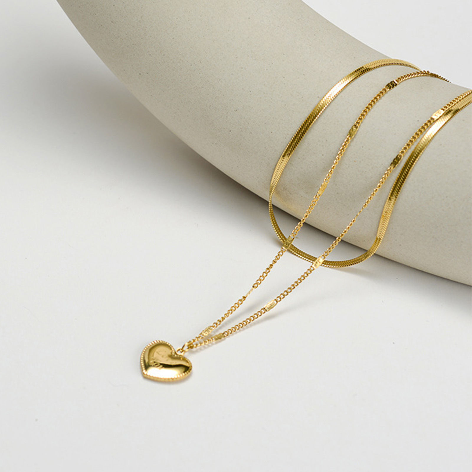Image de Collier Multirang Chaînes en 316 Acier Inoxydable Élégant Plaqué Or 18K Cœur 39cm Long, 1 Pièce
