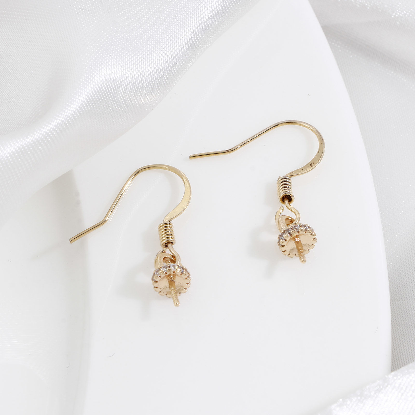 Bild von Messing Kappen Stift für Perlen 18K Echtgold plattiert Rund Micro Pave Nadelstärke: 0.8mm, Klar Zirkonia 9mm x 5mm, 2 Stück