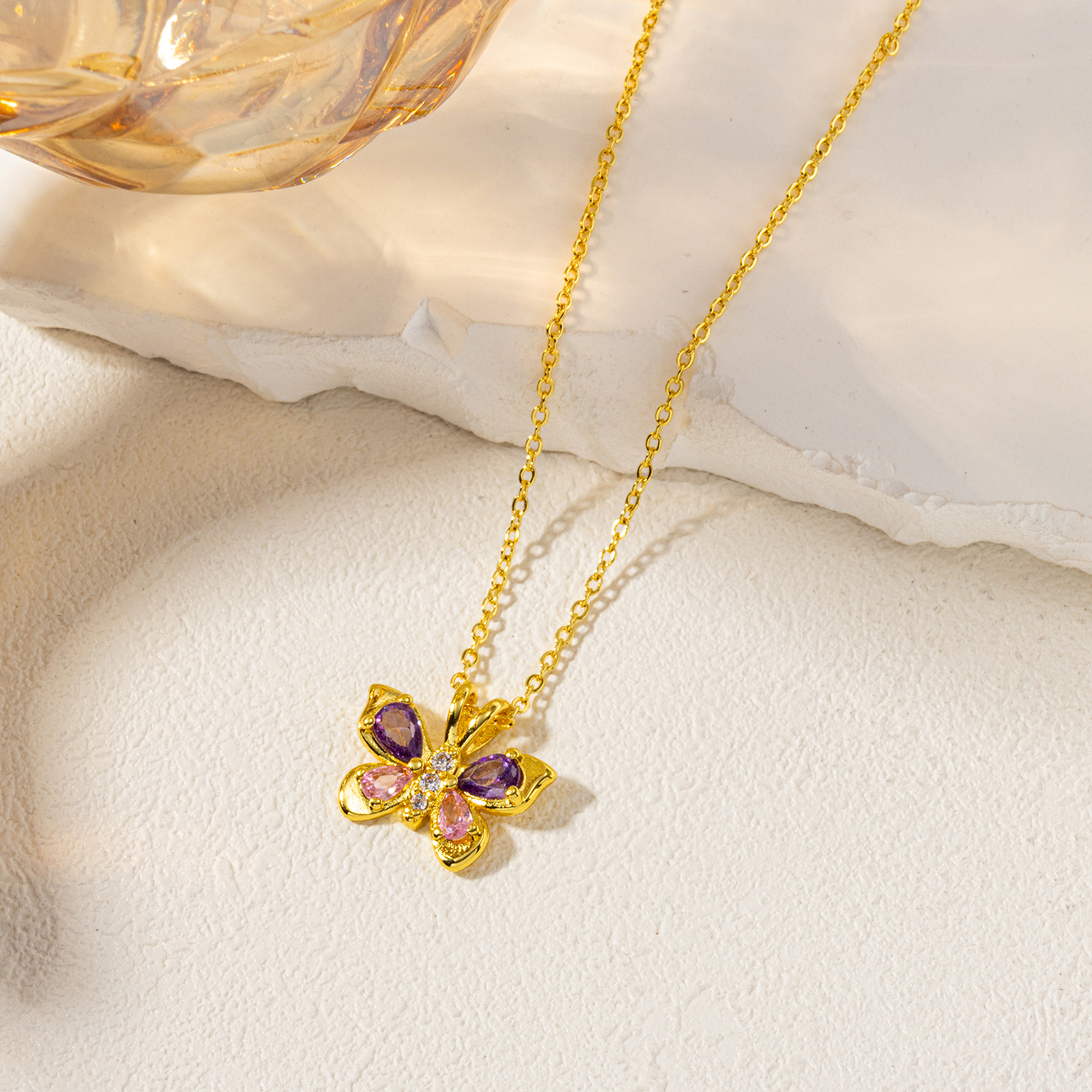 Bild von 1 Strang Umweltfreundlich Natürliche Pastoral Insekt 18K Echtgold plattiert Messing + Kubisch Zirkonia Kreuz Gliederketten Schmetterling Anhänger Halskette Für Frauen Geschenk 46cm + 6cm lang