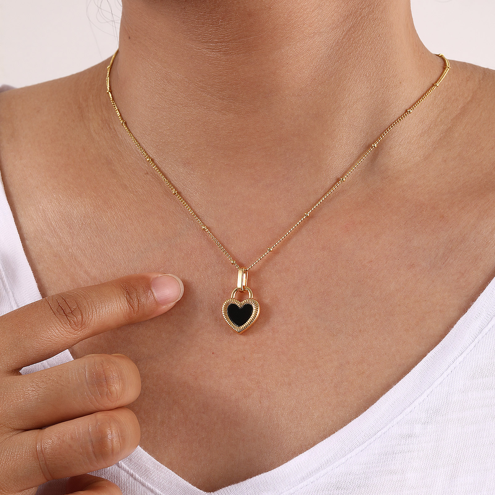Picture of 1 Piece Eco-friendly Stylish Valentine's Day 18K Gold Plated Black & White Natural Shell & Brass Curb Link Chain Heart Double Sided Pendant Charm Necklace For Women Gift 45cm(17.7") + 5cm(2") long