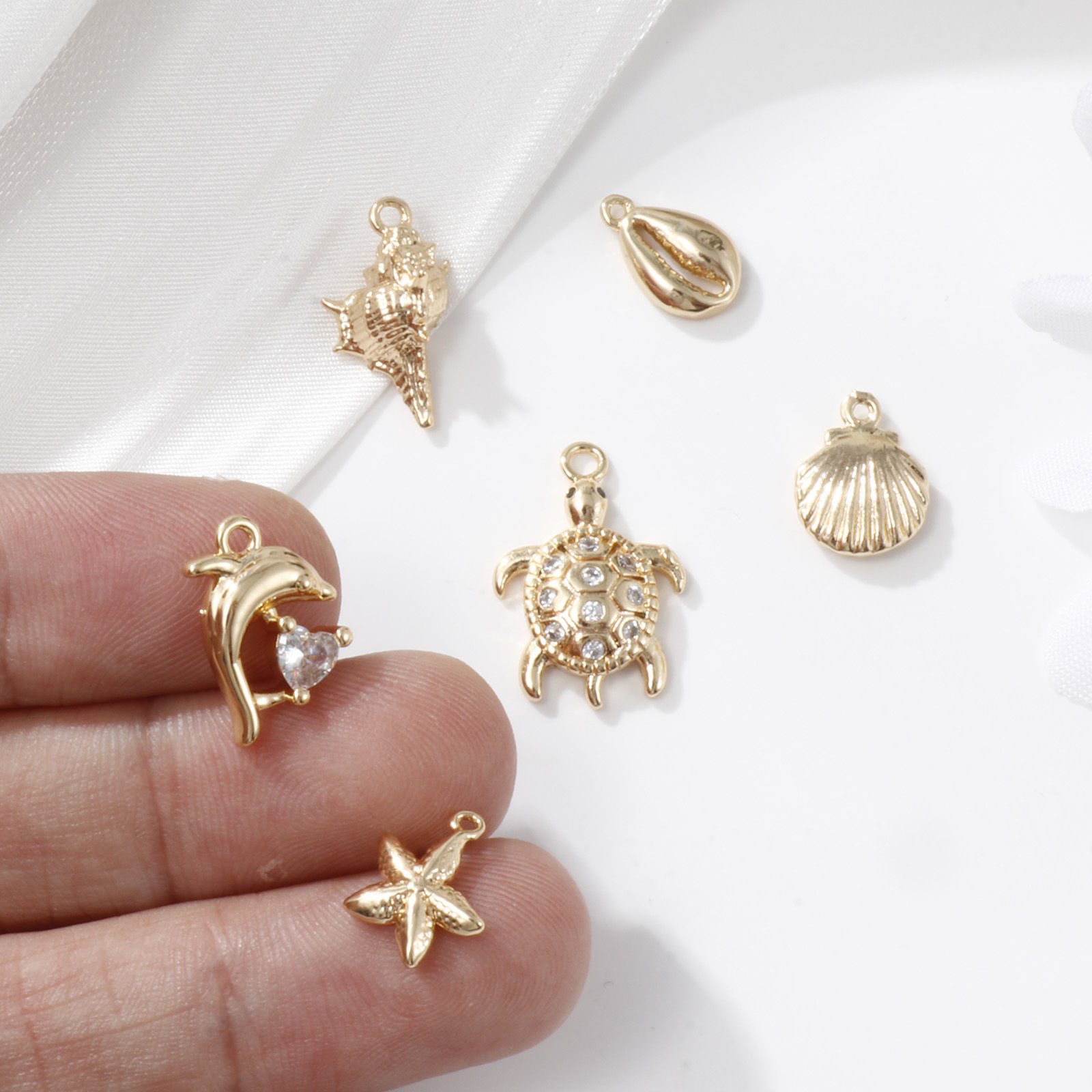 Picture of 1 Set ( 6 PCs/Set) Brass Ocean Jewelry Charms 18K Gold Plated Shell Mixed 3D