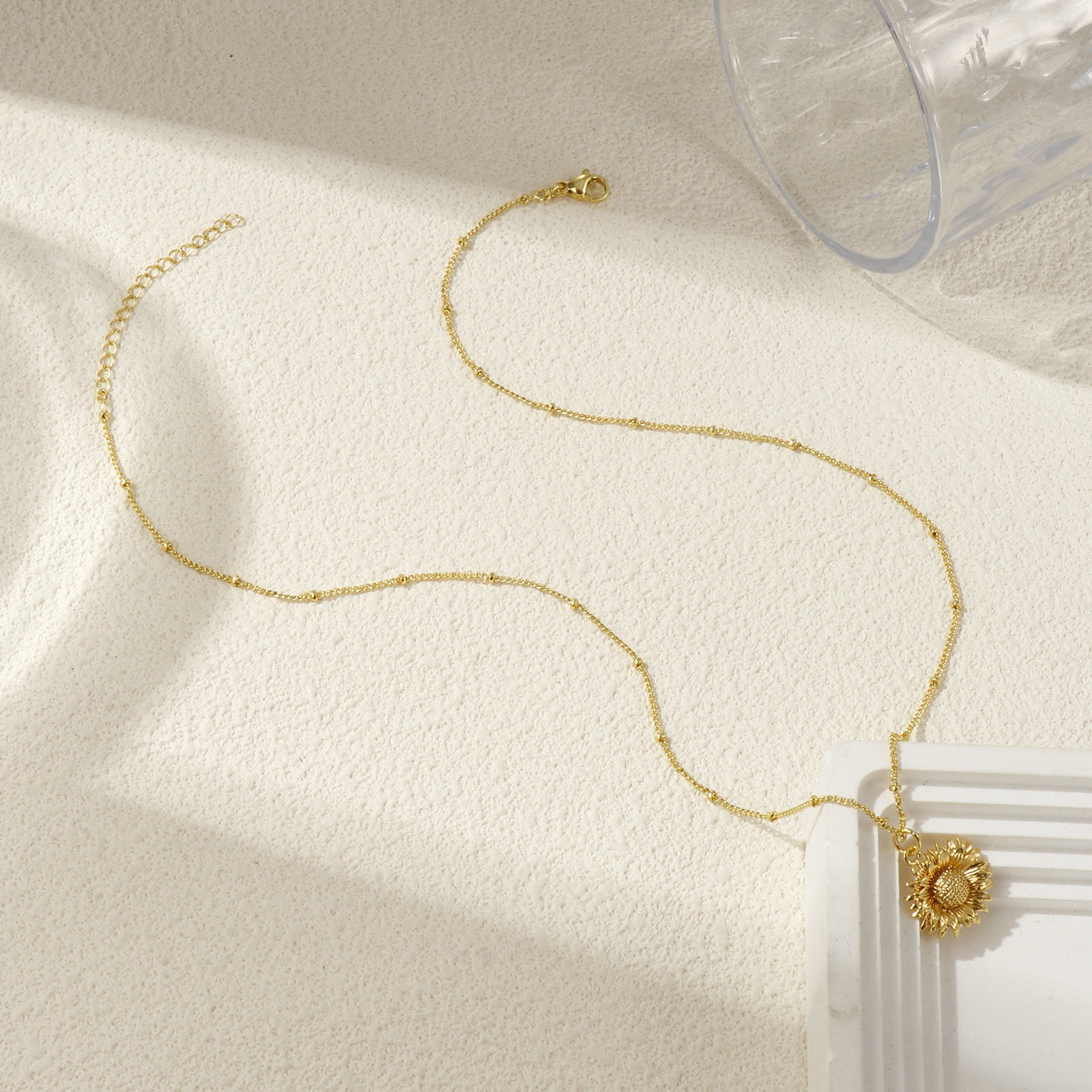 Bild von 18K Real Gold Plated Curb Link Chain Sunflower Pendant Charm Necklace, Brass 45cm(17.7") + 5cm(2"), For Women, Stylish Ocean Jewelry Gift, Eco-friendly, 1 Piece
