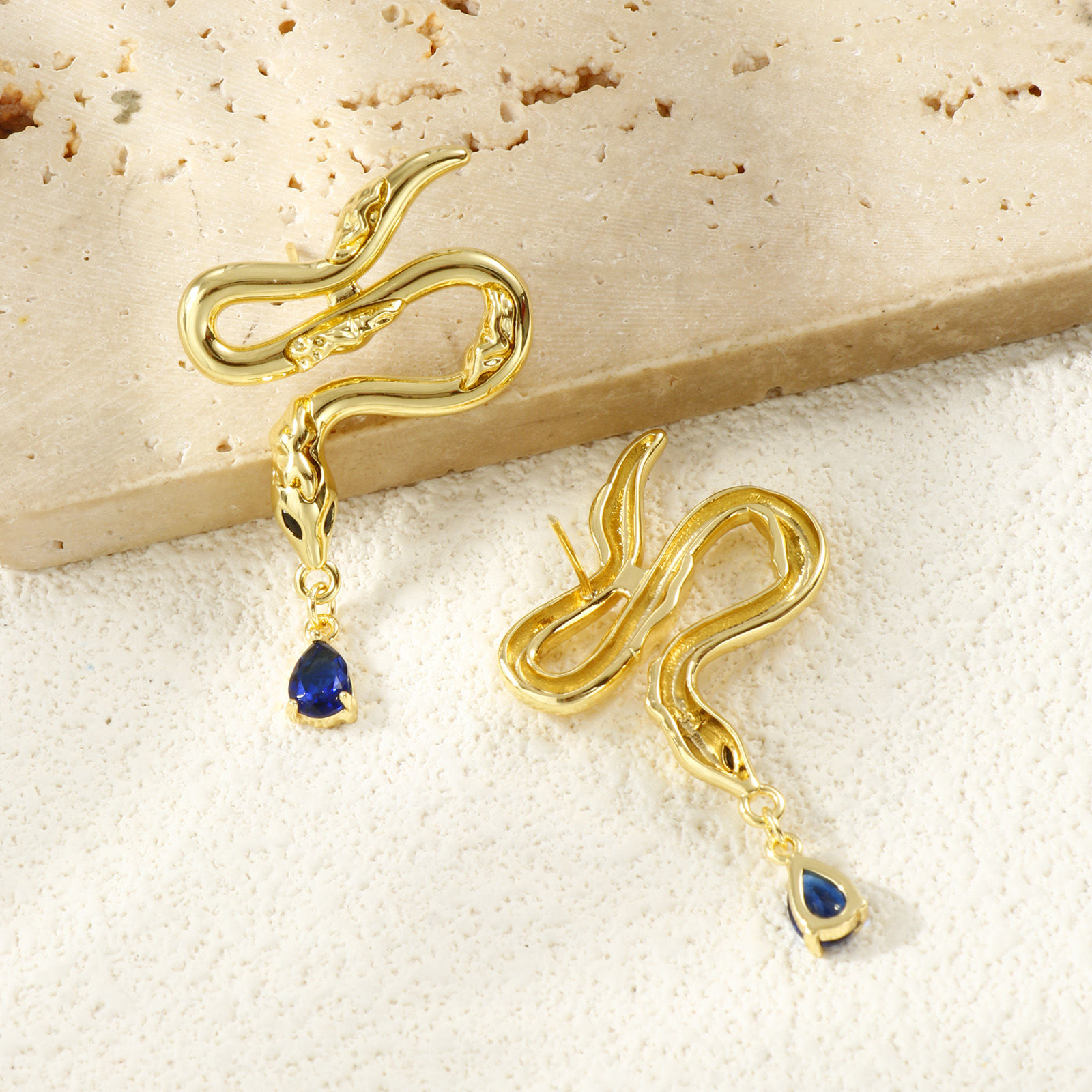 Изображение 1 Pair Eco-friendly Stylish Exquisite 18K Real Gold Plated Brass Snake Animal Ear Post Stud Earrings For Women Gift 3.8cm x 2.7cm, Post/ Wire Size: 0.8mm(20 gauge)