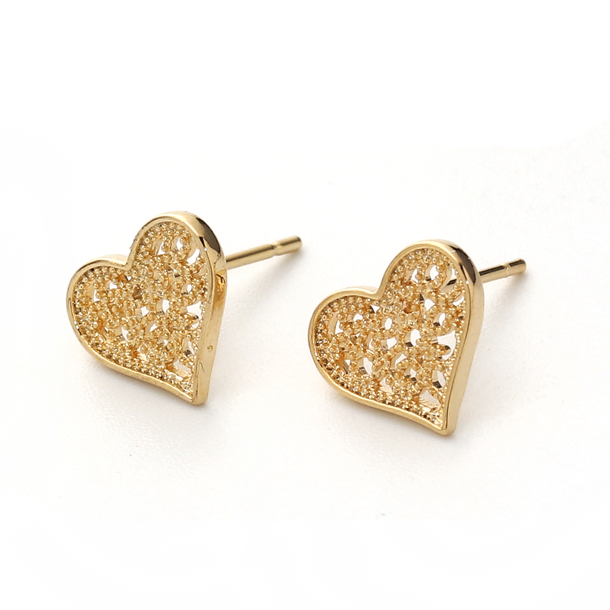 Immagine di Ottone Orecchini a Perno Vero Oro Placcato Cuore 11mm x 9mm, Dimensione di Posta / Cavo: (20 misura), 4 Pz
