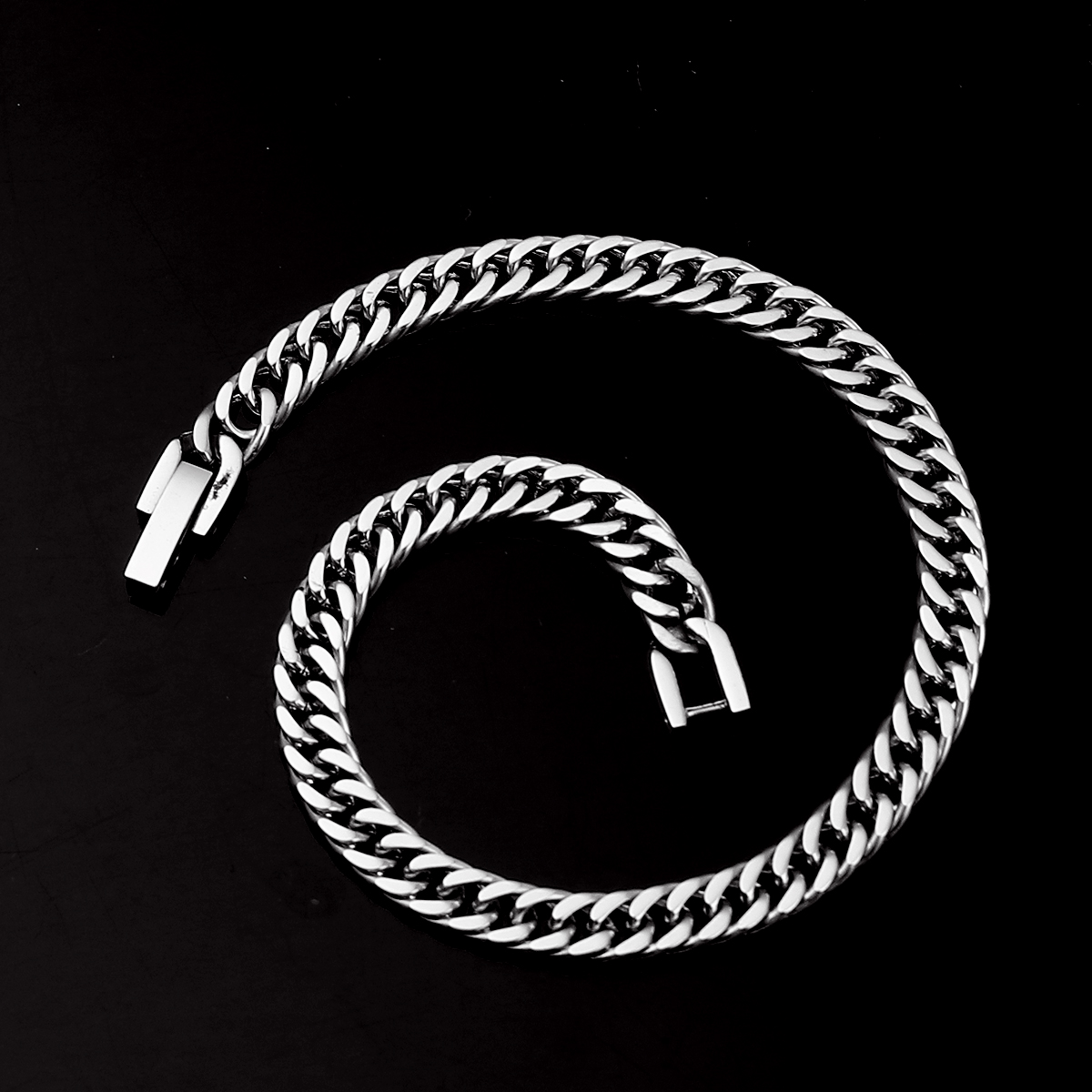 Picture of 304 Stainless Steel Link Curb Chain Bracelets Silver Tone 22cm(8 5/8") long, 1 Piece
