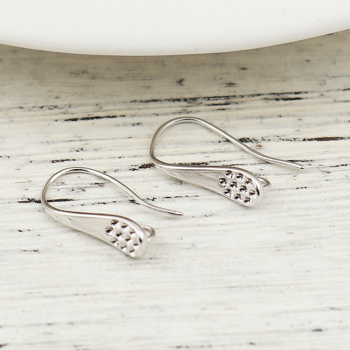Bild von Messing Ohrhaken-Ohrringe für DIY-Schmuckherstellungszubehör Echt Platin plattiert Message " Mit Öse " 18mm x 10mm, Drahtstärke: (21 gauge), 4 Stück