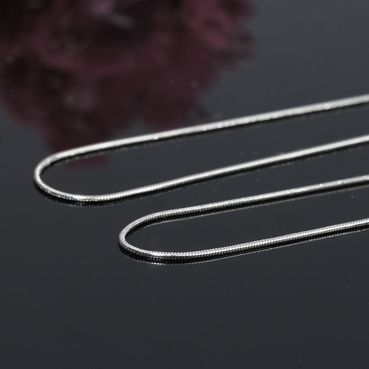 Picture of 304 Stainless Steel Snake Chain Jewelry Necklace Silver Tone 50cm(19 5/8") long, Chain Size: 1mm, 1 Piece