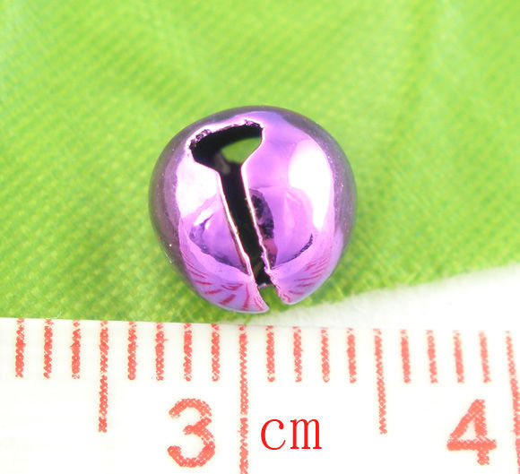 120 個 真鍮 チャーム ランダムミックスカラー クリスマス・ジャラジャラベル 8mm x 8mm、 の画像