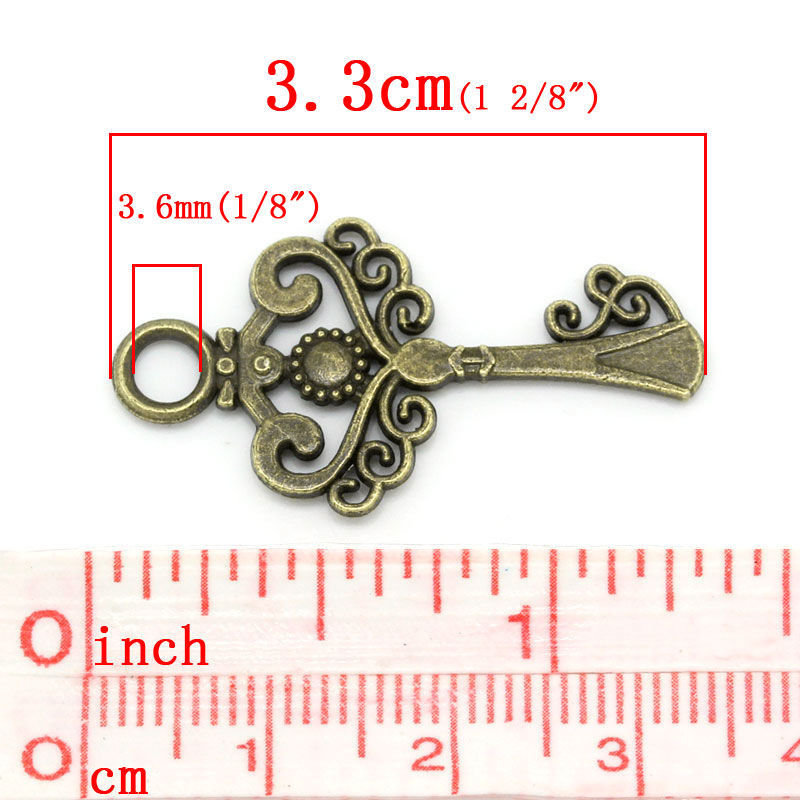 Immagine di 7 Pz Lega di Zinco Ciondoli Pendenti Bronzo Antico Chiave Intagliato Filigrana 3.3cm x 1.7cm