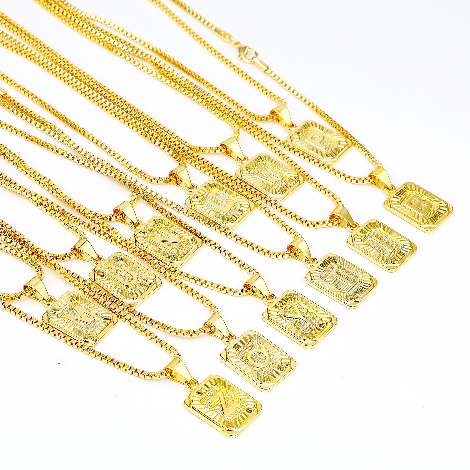 Imagen de Cobre Collares Rectángulo Mayúscula Letra 1 Unidad