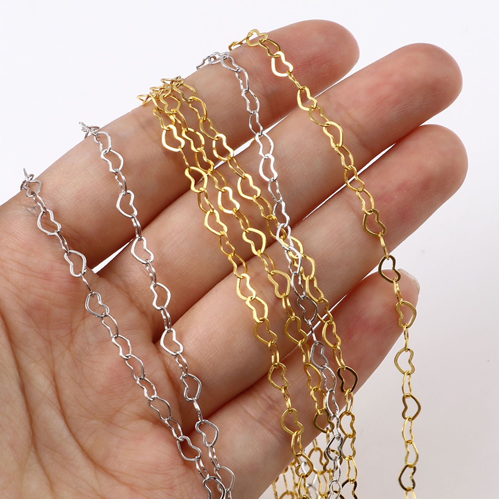 Picture of Brass Chain Findings Heart Multicolor 5x3mm, 2 M