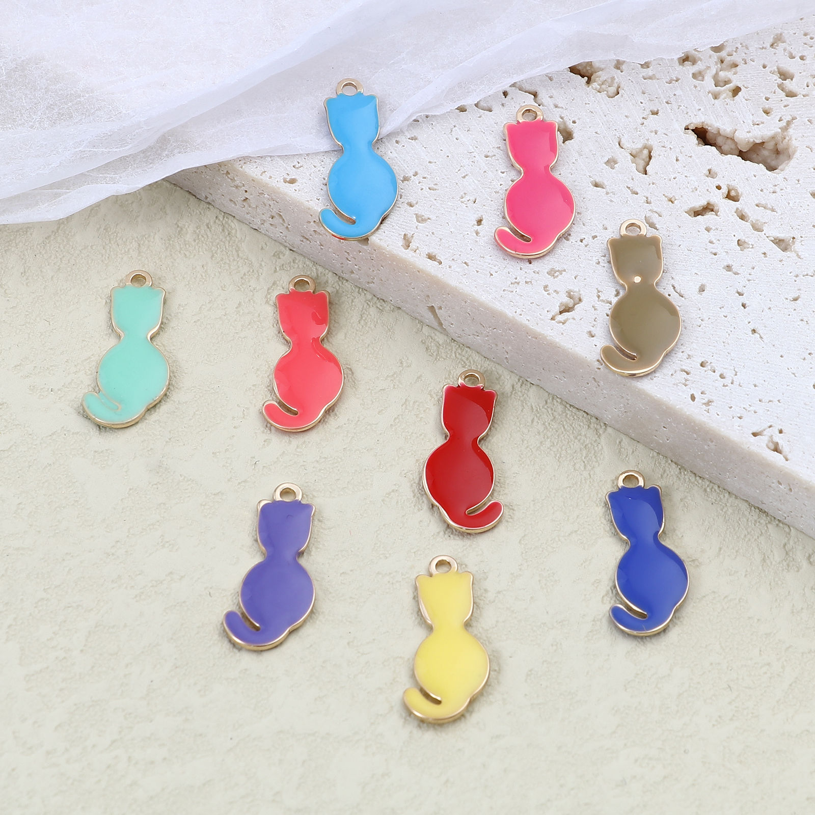 Immagine di Ottone Sequins Smaltati Charms Oro Placcato Multicolore Gatto 18mm x 8mm, 5 Pz