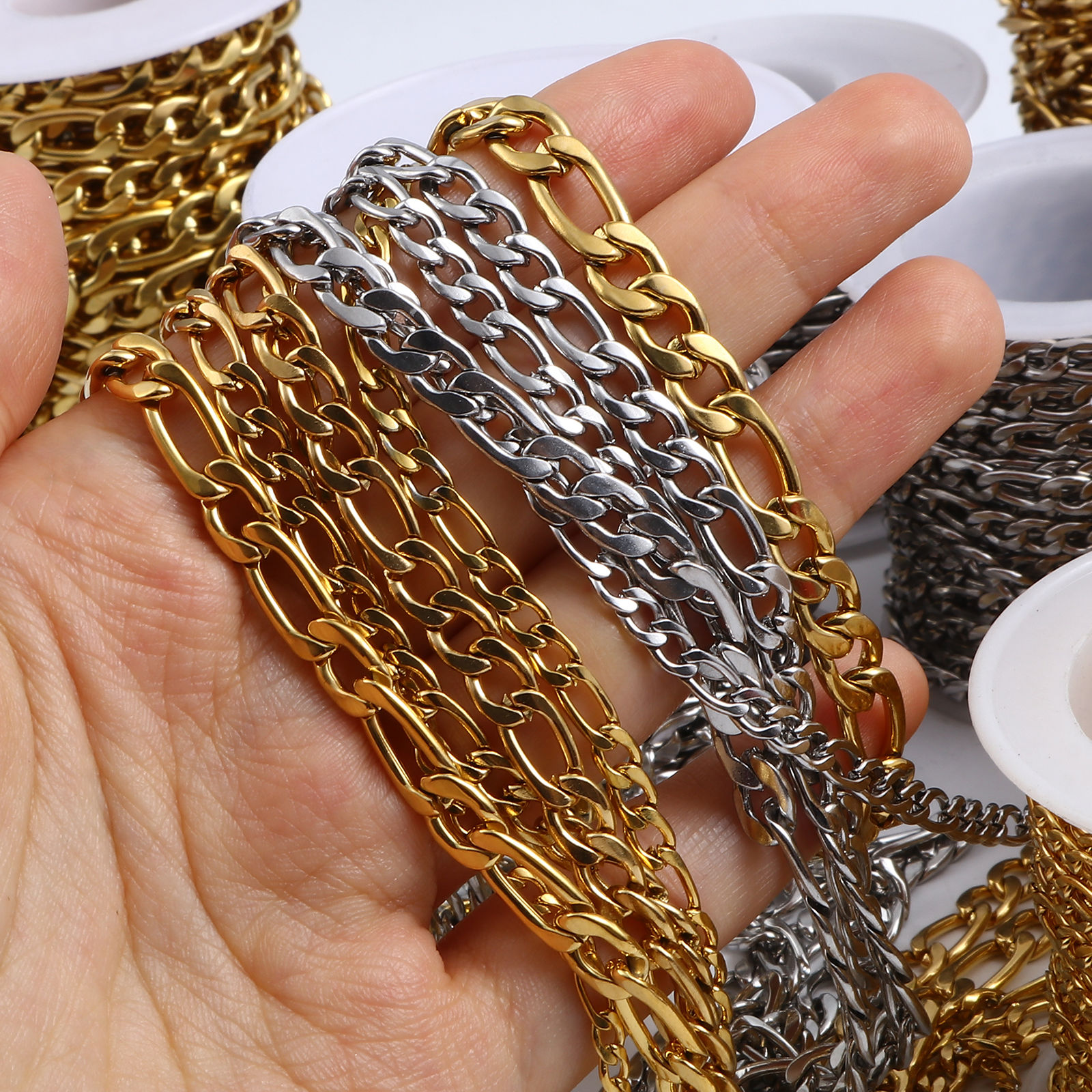 Picture of Stainless Steel 3:1 Figaro Figaro Chain Multicolor 5 M