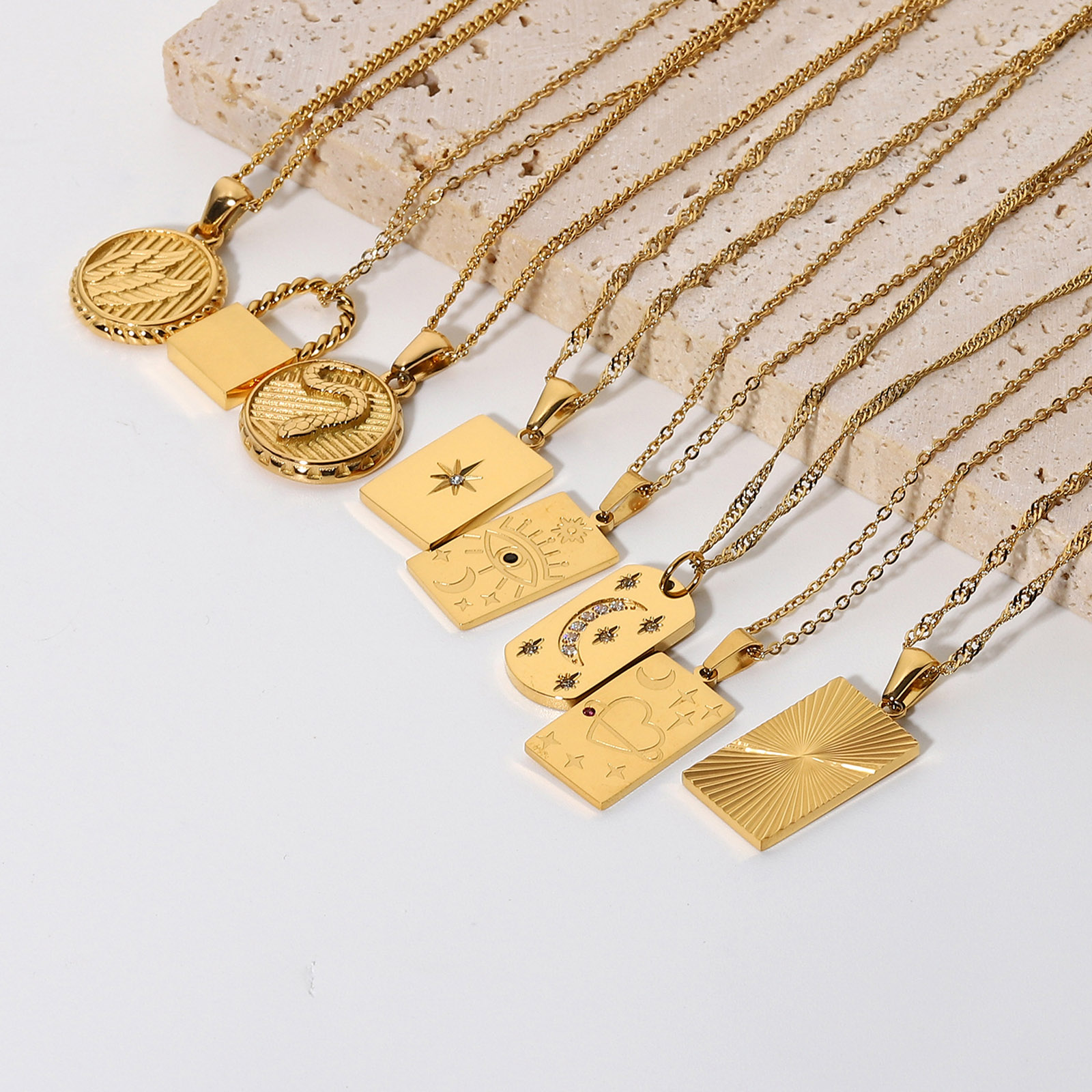 Picture of Eco-friendly Simple & Casual Stylish 18K Gold Plated 304 Stainless Steel Link Cable Chain Rectangle Pendant Necklace For Women Party