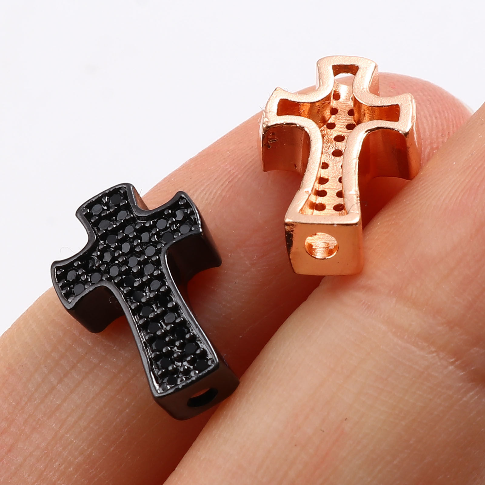 Bild von Messing Religiös Abstandshalter Perlen Kreuz Micro Pave Bunt Kubischer Zirkon 14mm x 9mm, Loch: ca. 1.7mm, 2 Stück