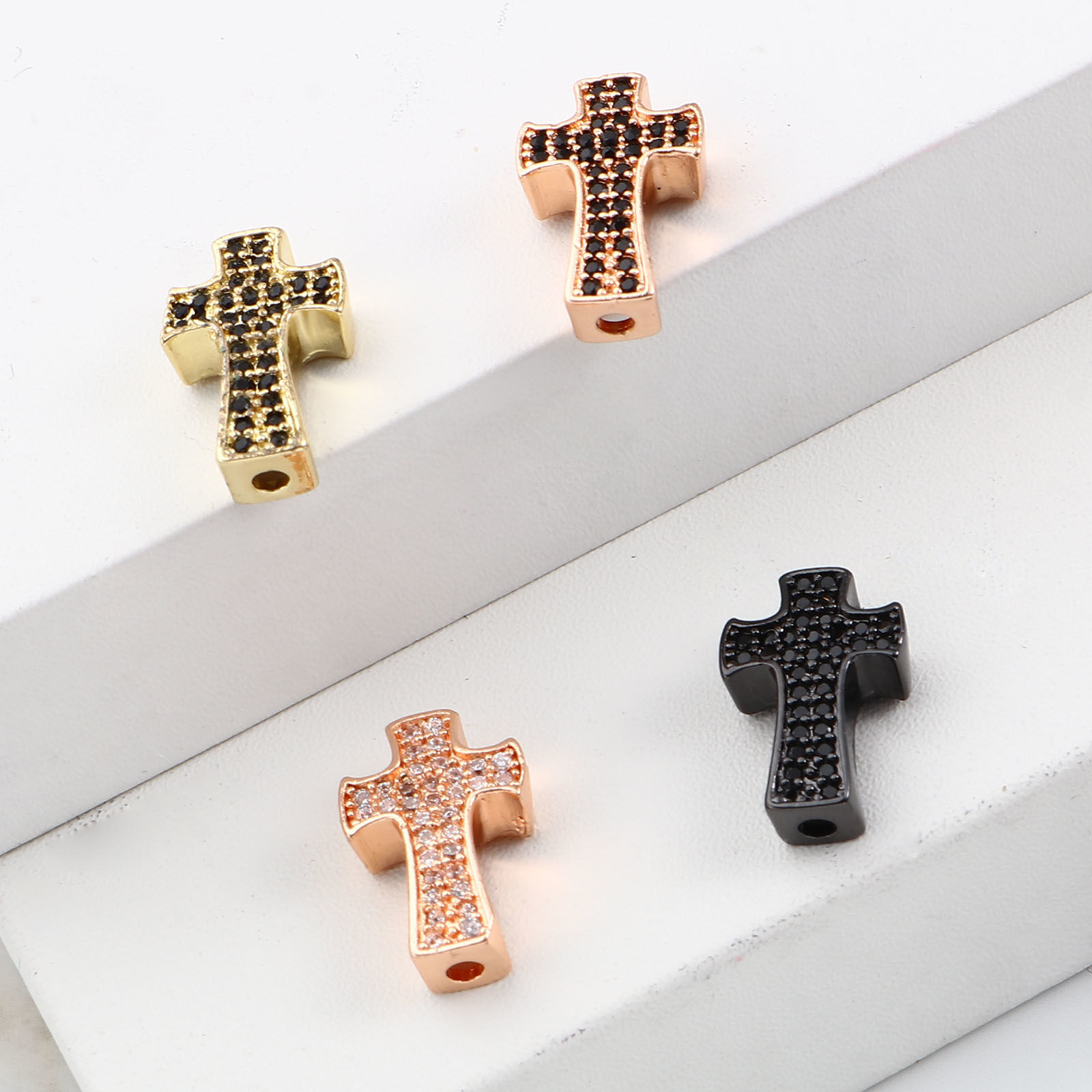 Bild von Messing Religiös Abstandshalter Perlen Kreuz Micro Pave Bunt Kubischer Zirkon 14mm x 9mm, Loch: ca. 1.7mm, 2 Stück