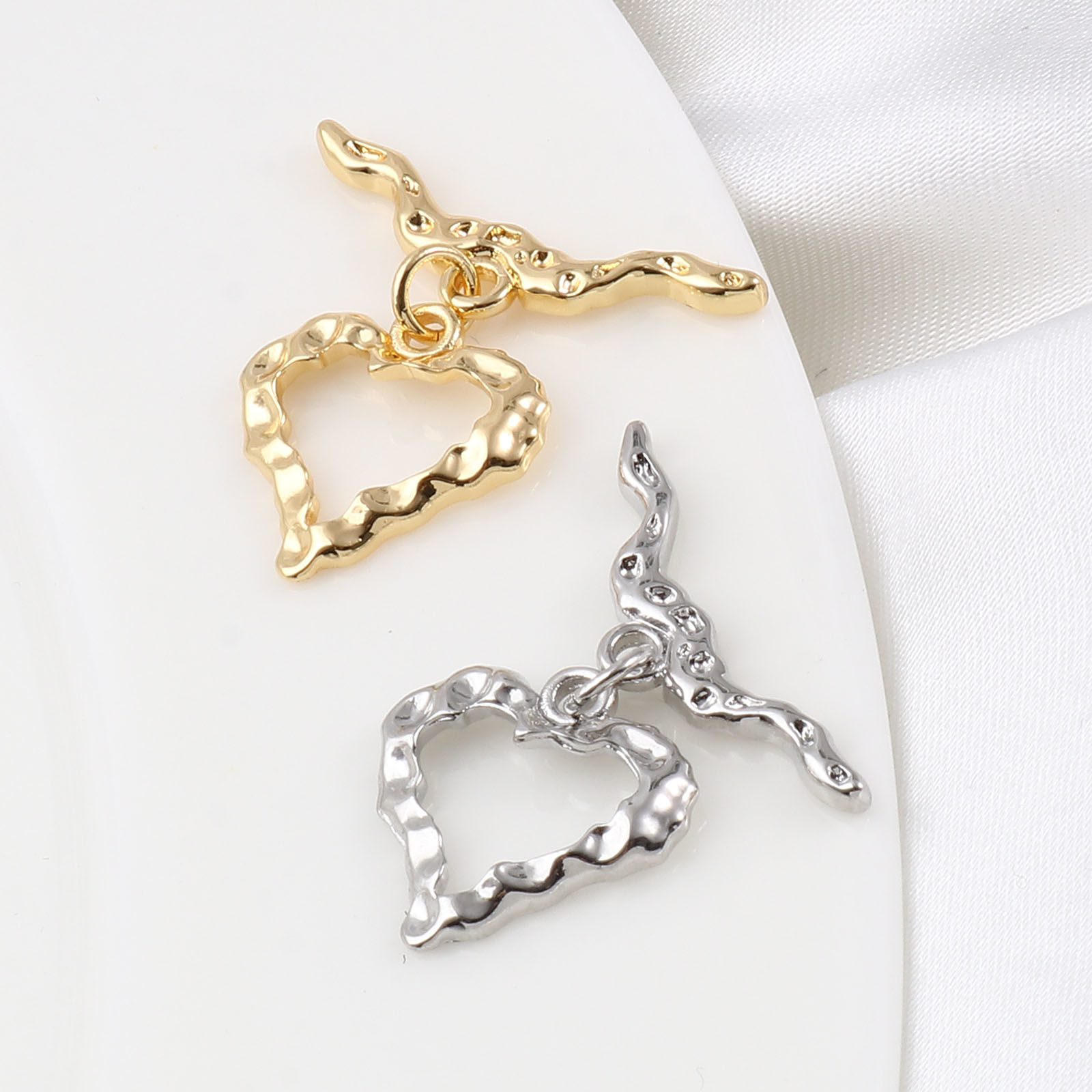 Picture of Brass Toggle Clasps Multicolor Heart Hollow 27mm x 26mm, 1 Piece