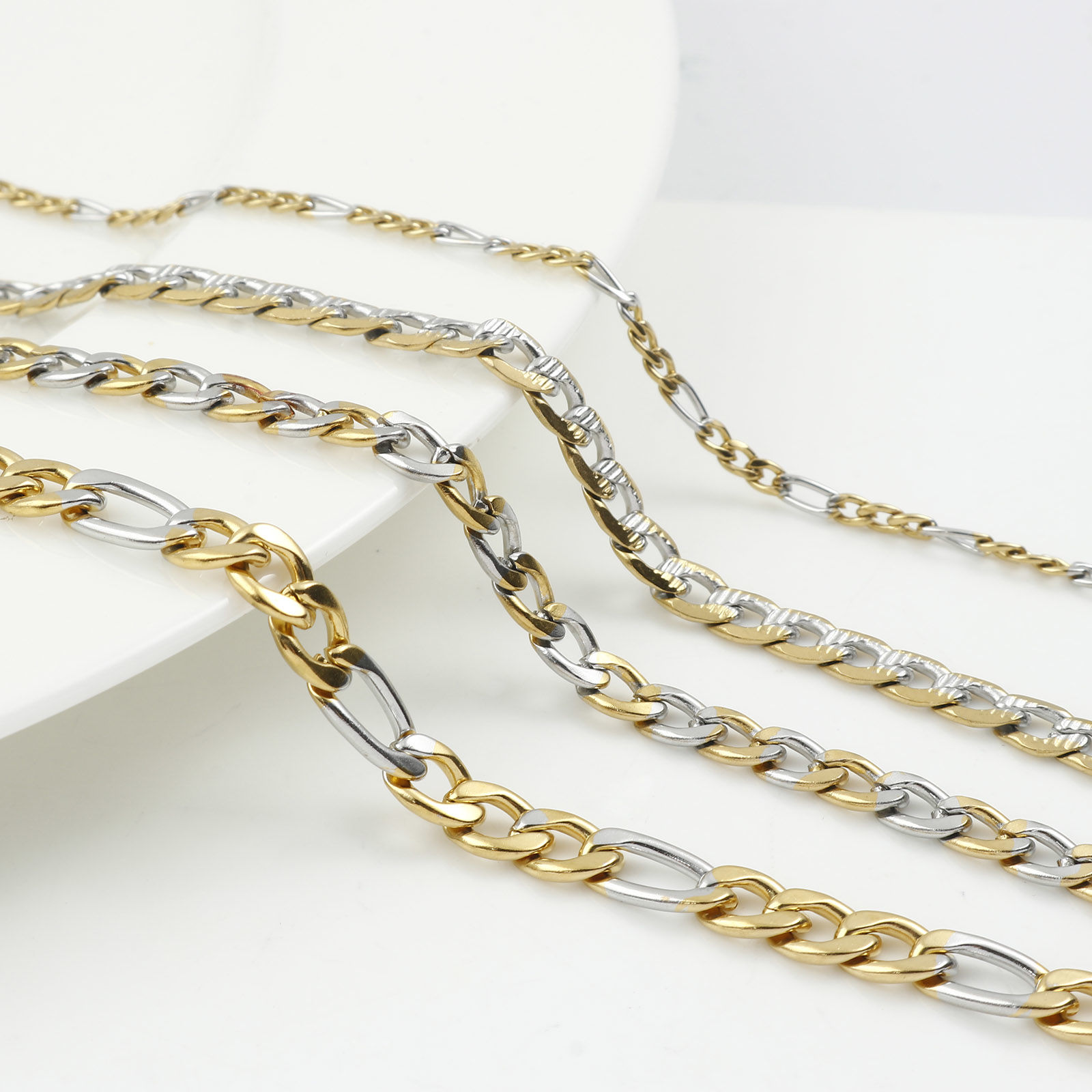 Picture of Stainless Steel Cuban Link 3:1 Figaro Chain Necklace Gold Plated & Silver Tone