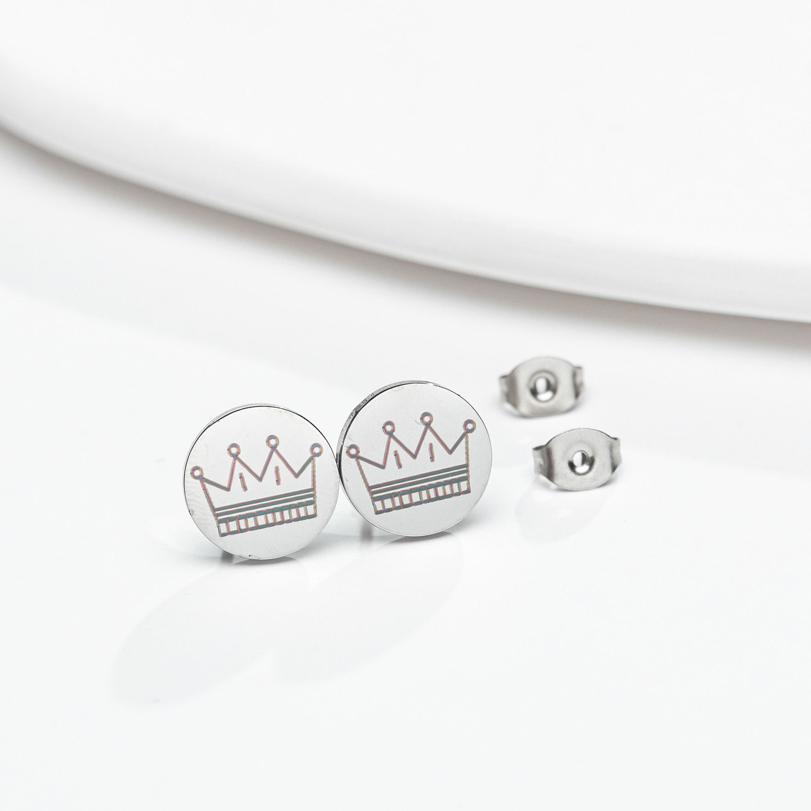 Picture of 304 Stainless Steel Birth Month Flower Ear Post Stud Earrings Silver Tone Round Flower 11mm Dia.