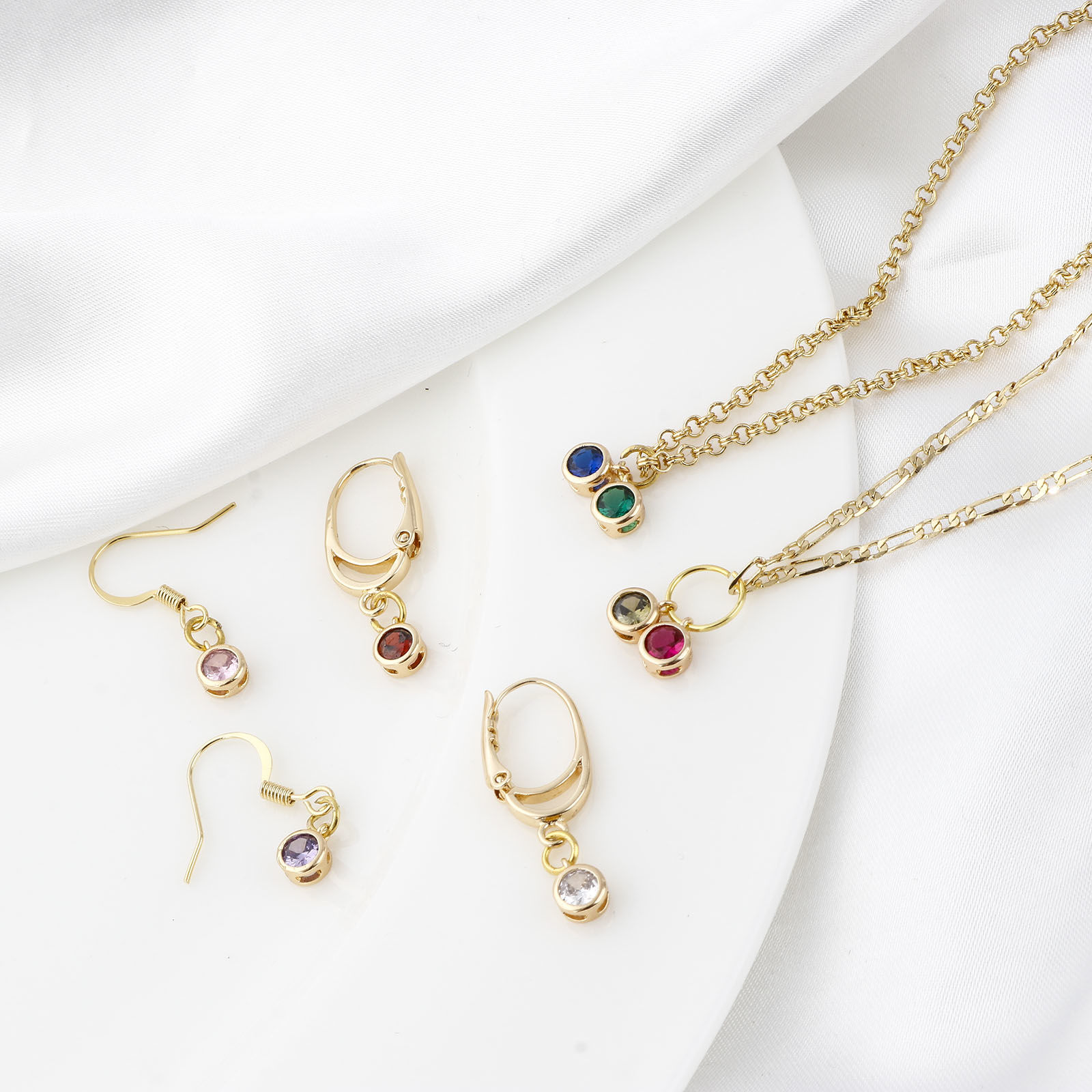 Immagine di Ottone Pietre Nascita Charms Tondo Vero Oro Placcato Multicolore Cubic Zirconiae 7mm x 5mm, 2 Pz