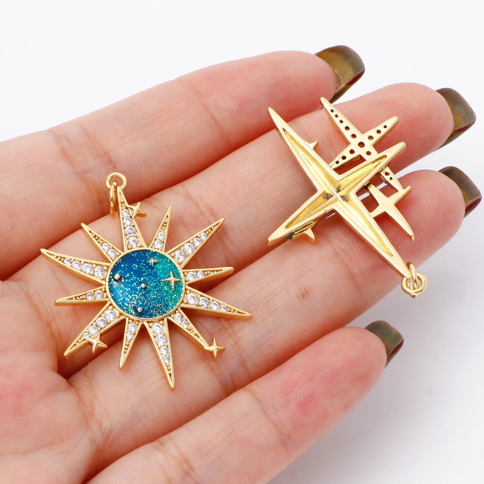 Bild von Messing Micro Pave Vergoldet Cyan Stern Emaille Klar Kubischer Zirkon 1 Stück