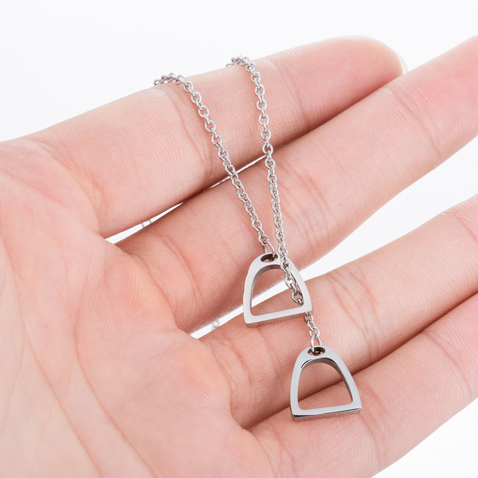 Image de Collier Lariat en Forme de Y en 304 Acier Inoxydable Multicolore Empreintes de Cheval Creux 45cm long, 1 Pièce
