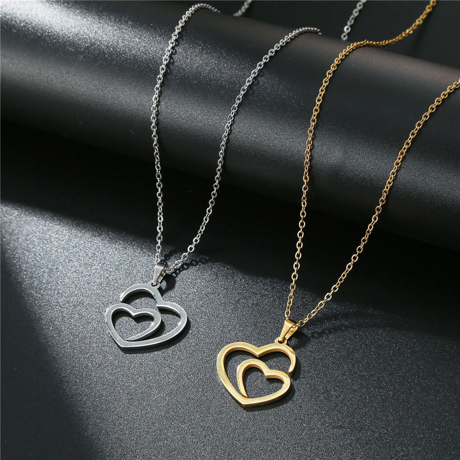Imagen de 304 Acero Inoxidable día de San Valentín Cable Cadena Cruz Collares Multicolor Corazón Hueco 45cm longitud, 1 Unidad