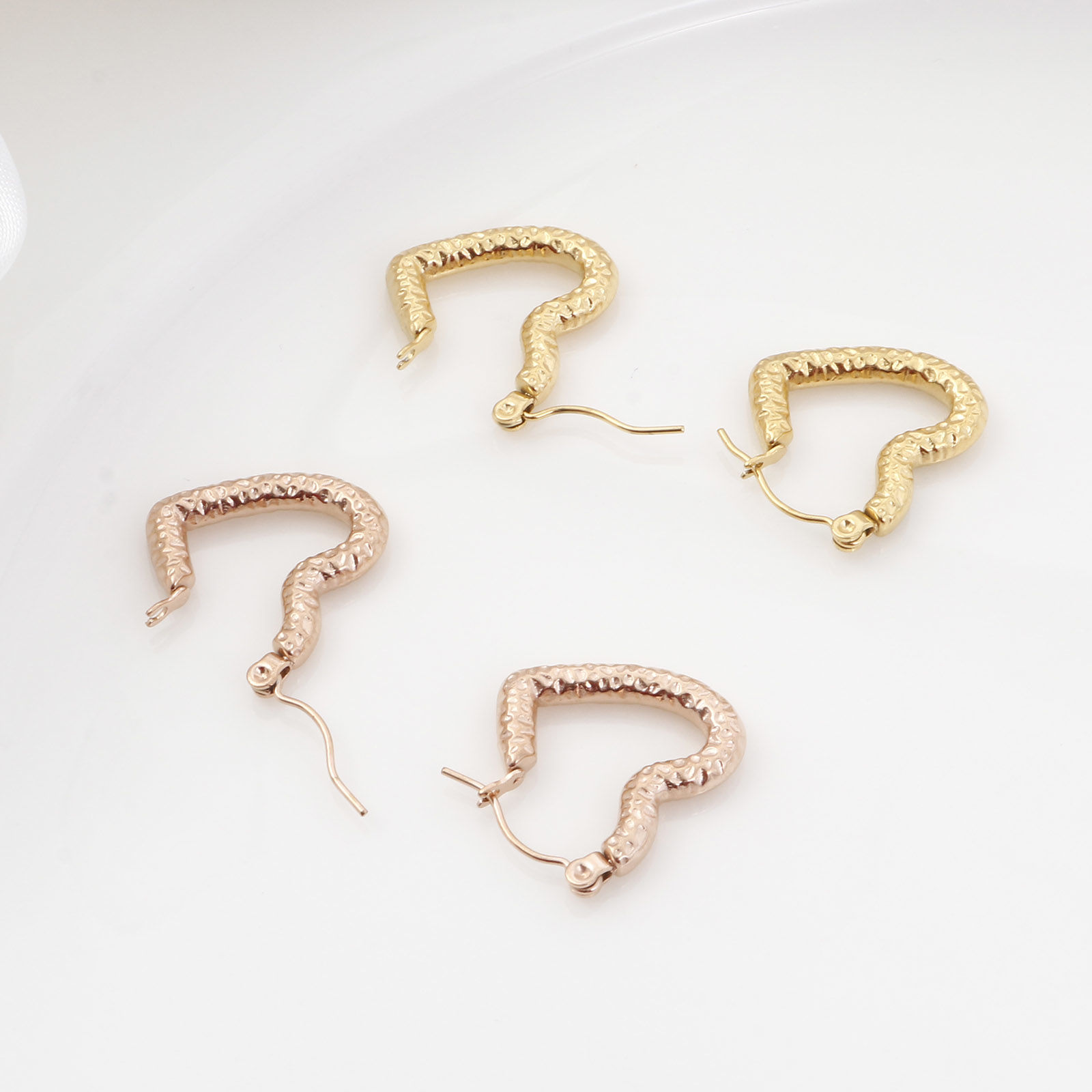 Picture of 316 Stainless Steel Stylish Hoop Earrings Multicolor Heart 20mm x 19mm