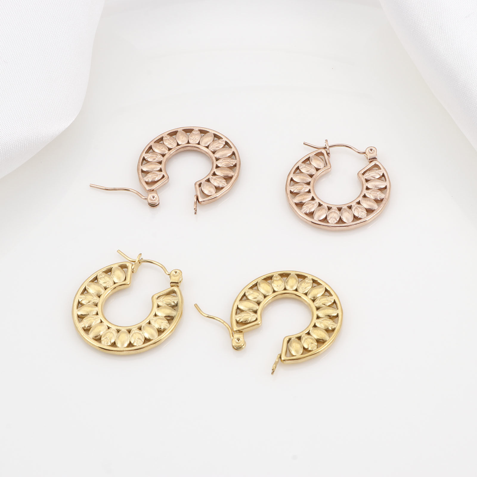 Picture of 316 Stainless Steel Hoop Earrings Circle Ring Flower Leaves 23mm x 22mm