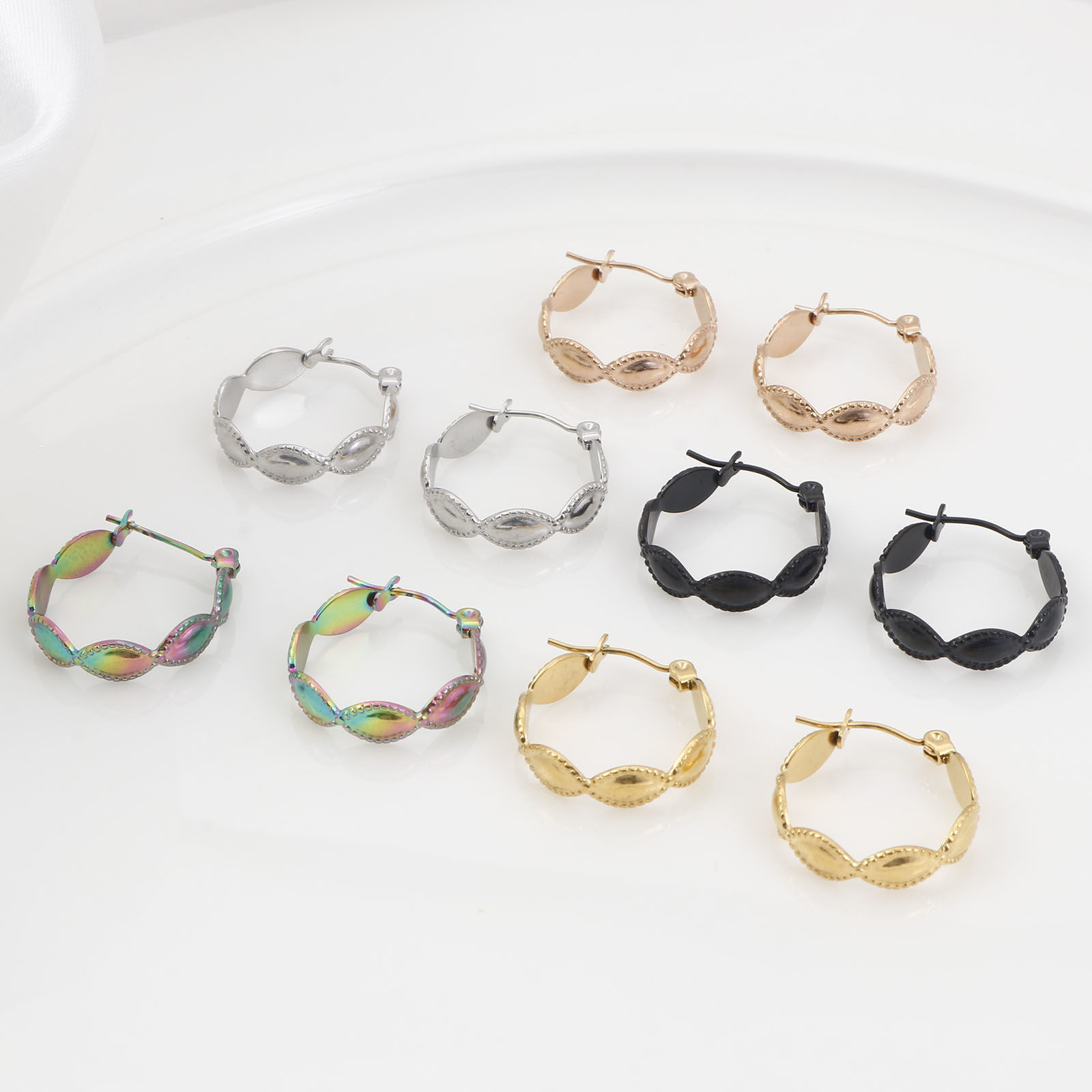 Bild von 316 Edelstahl Ohrreifen Ring 21mm x 20mm, Drahtstärke: (21 gauge), 1 Paar