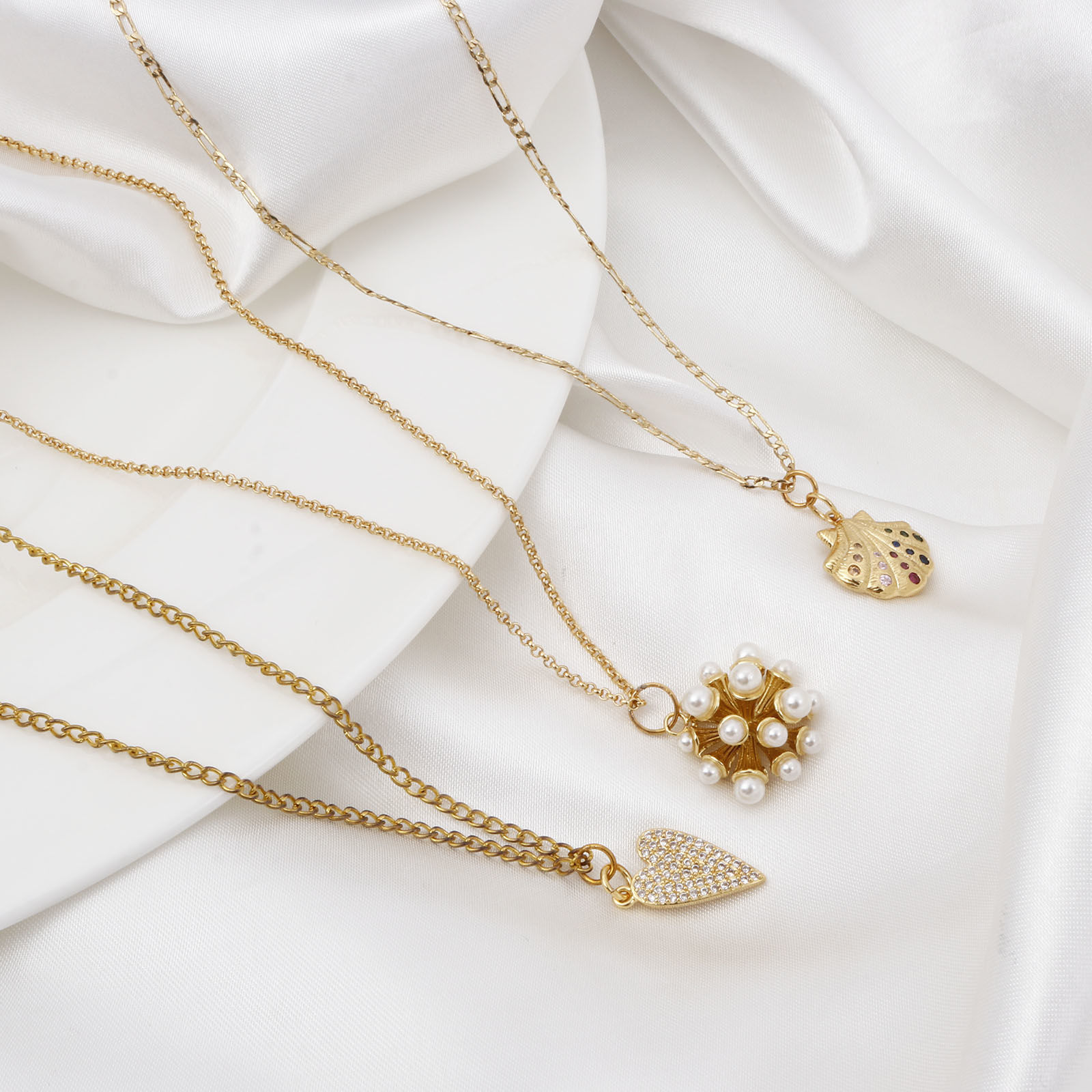 Picture of Brass Micro Pave Charms Gold Plated Heart Enamel