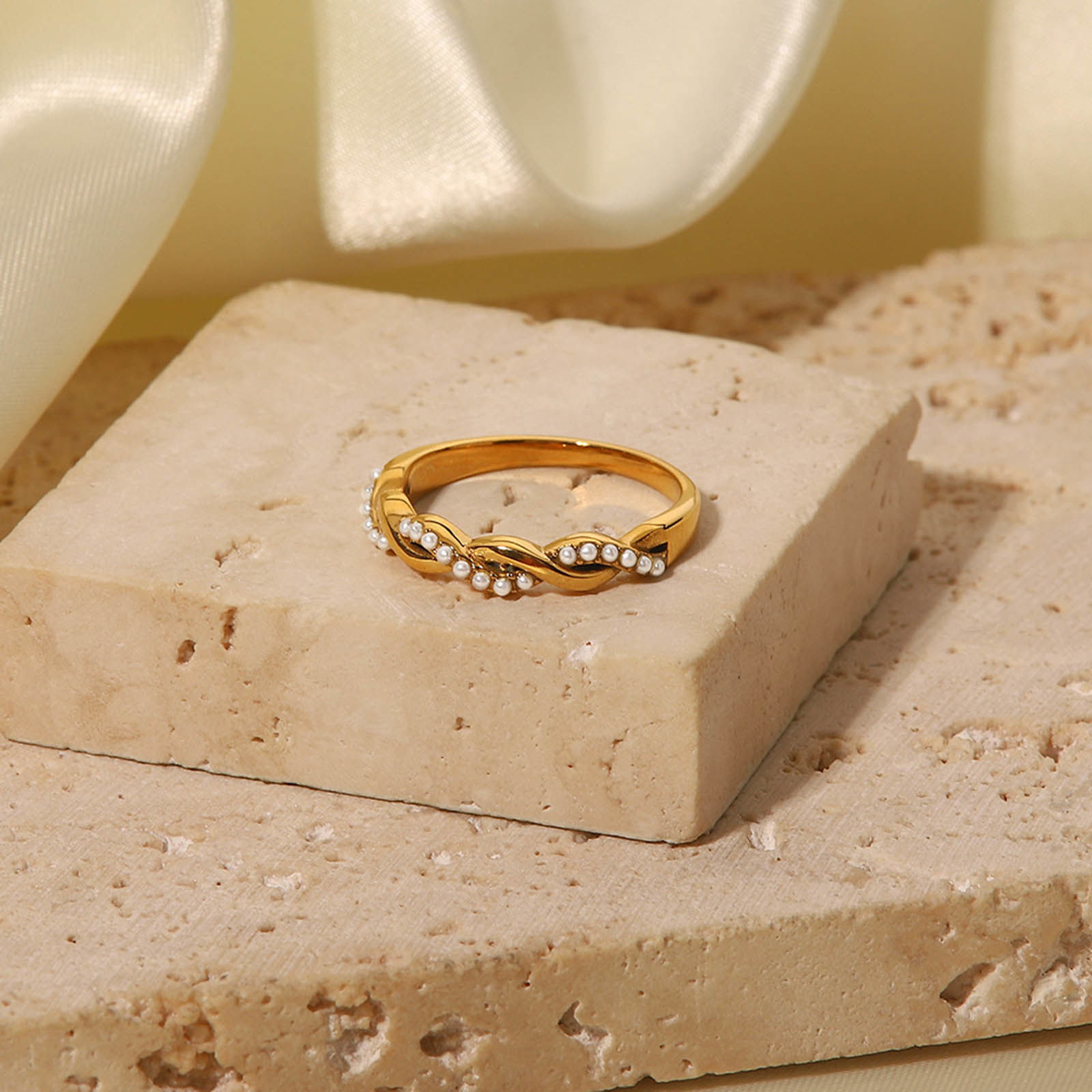 Bild von Umweltfreundlich Elegant Stilvoll 18K Echtgold plattiert 304 Edelstahl & Naturperle Uneinstellbar Geflochten Ring Für Frauen 1 Stück