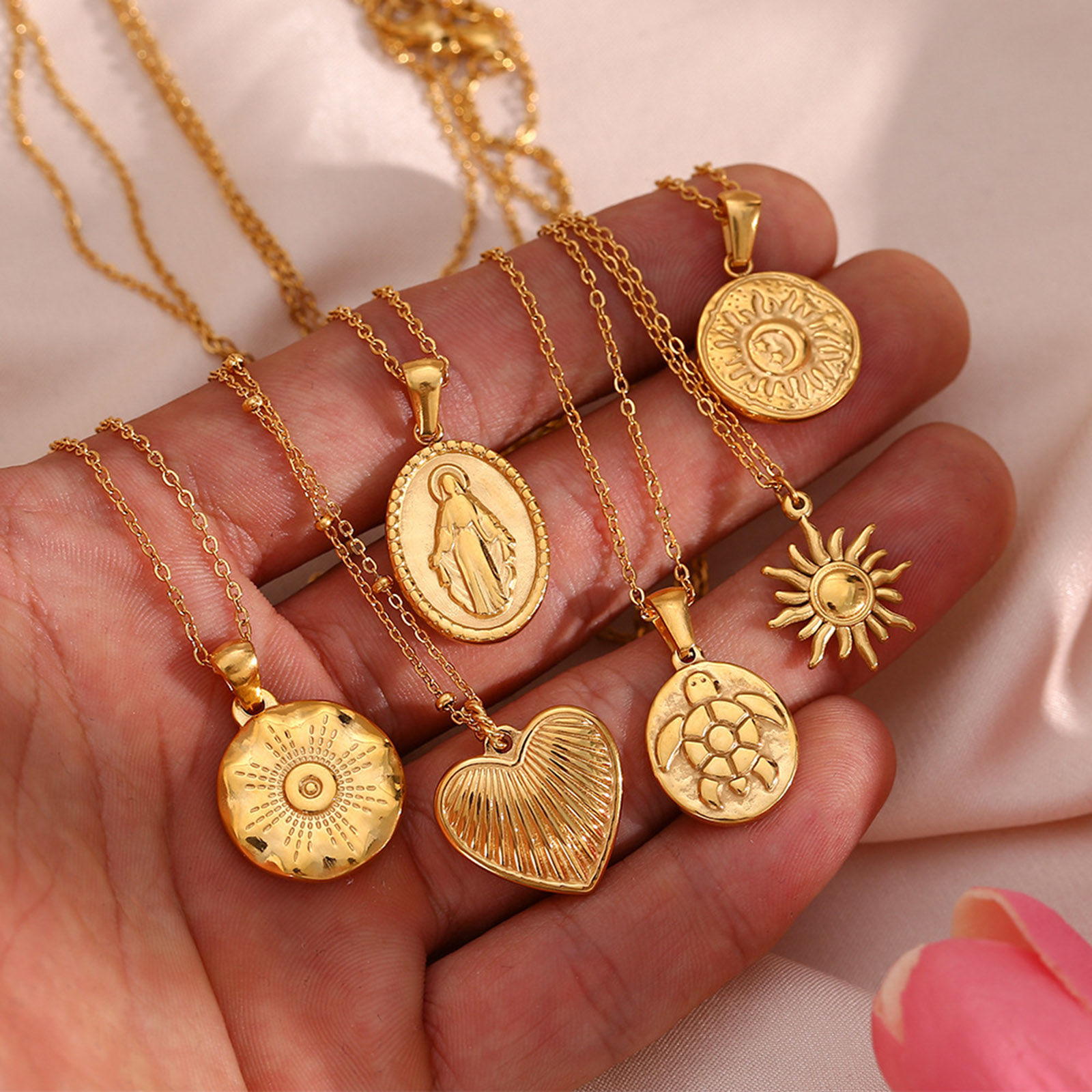 Imagen de 304 Acero Inoxidable Estilo Ins Collares Chapado en Oro Corazón Sol 40cm longitud, 1 Unidad