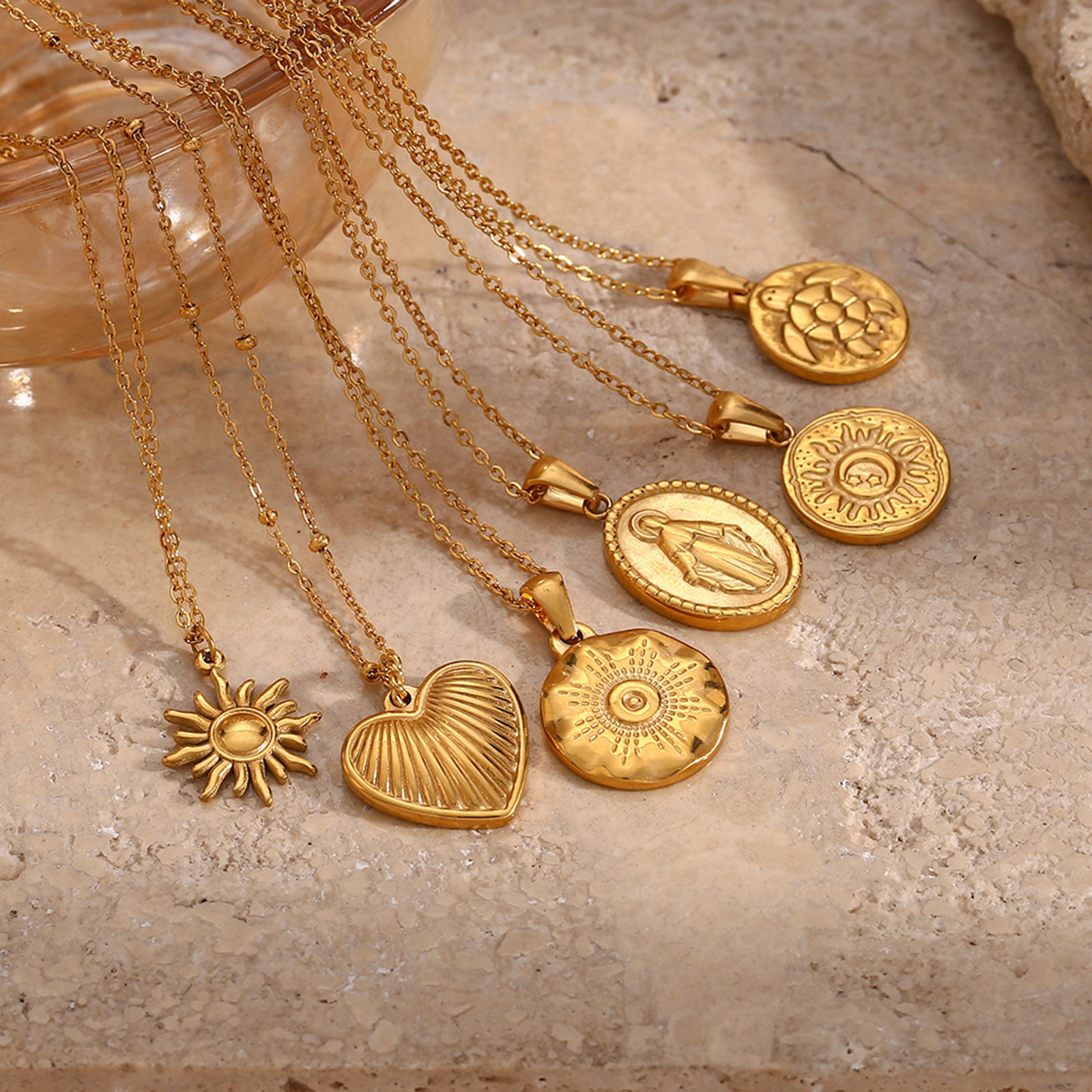 Imagen de 304 Acero Inoxidable Estilo Ins Collares Chapado en Oro Corazón Sol 40cm longitud, 1 Unidad