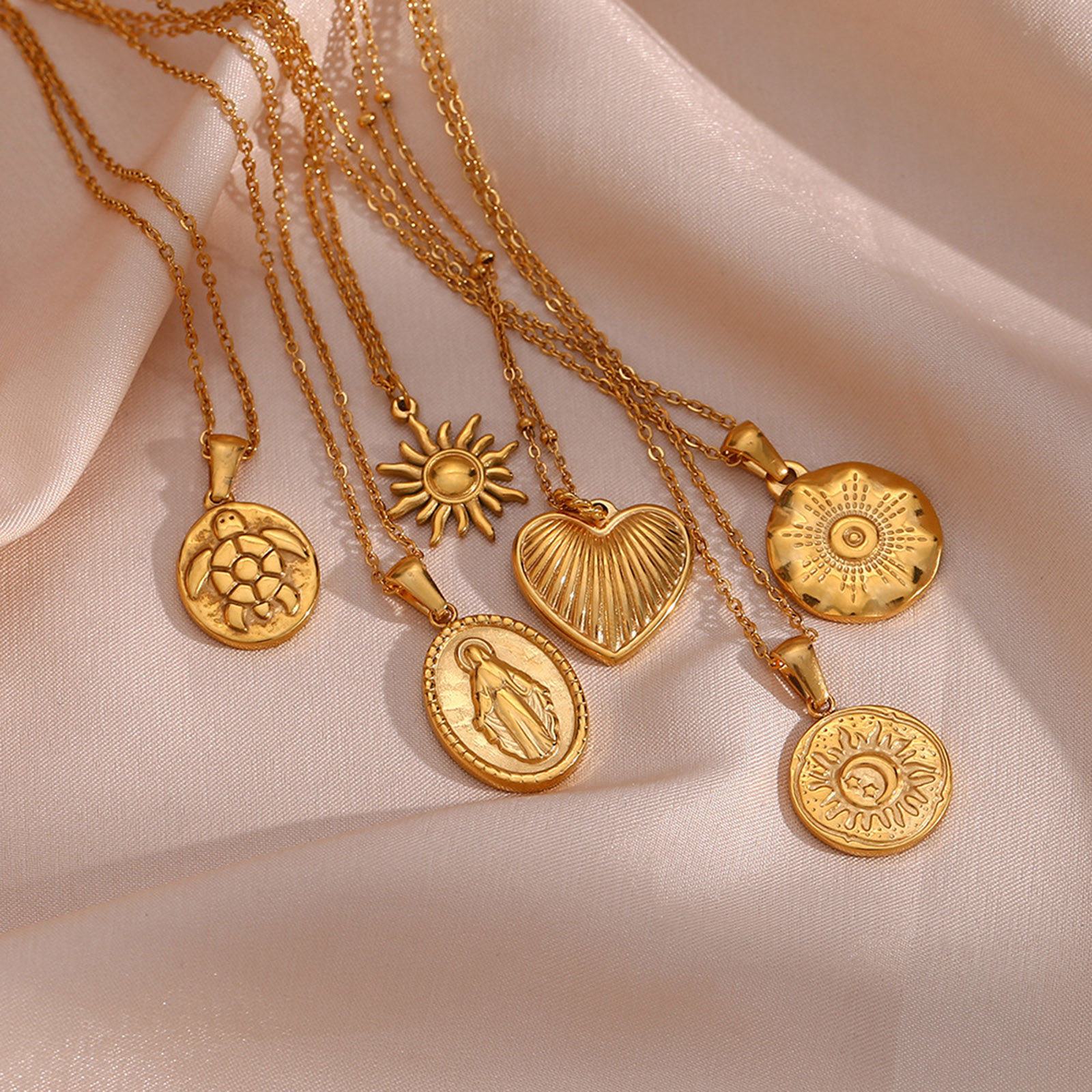 Imagen de 304 Acero Inoxidable Estilo Ins Collares Chapado en Oro Corazón Sol 40cm longitud, 1 Unidad