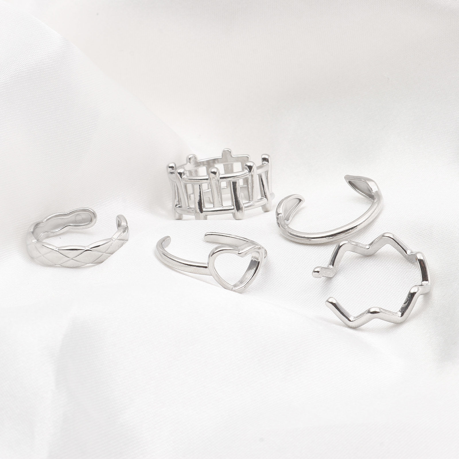 304ステンレス鋼 おしゃれ オープン リング 指輪 シルバートーン 波型 1 個 の画像