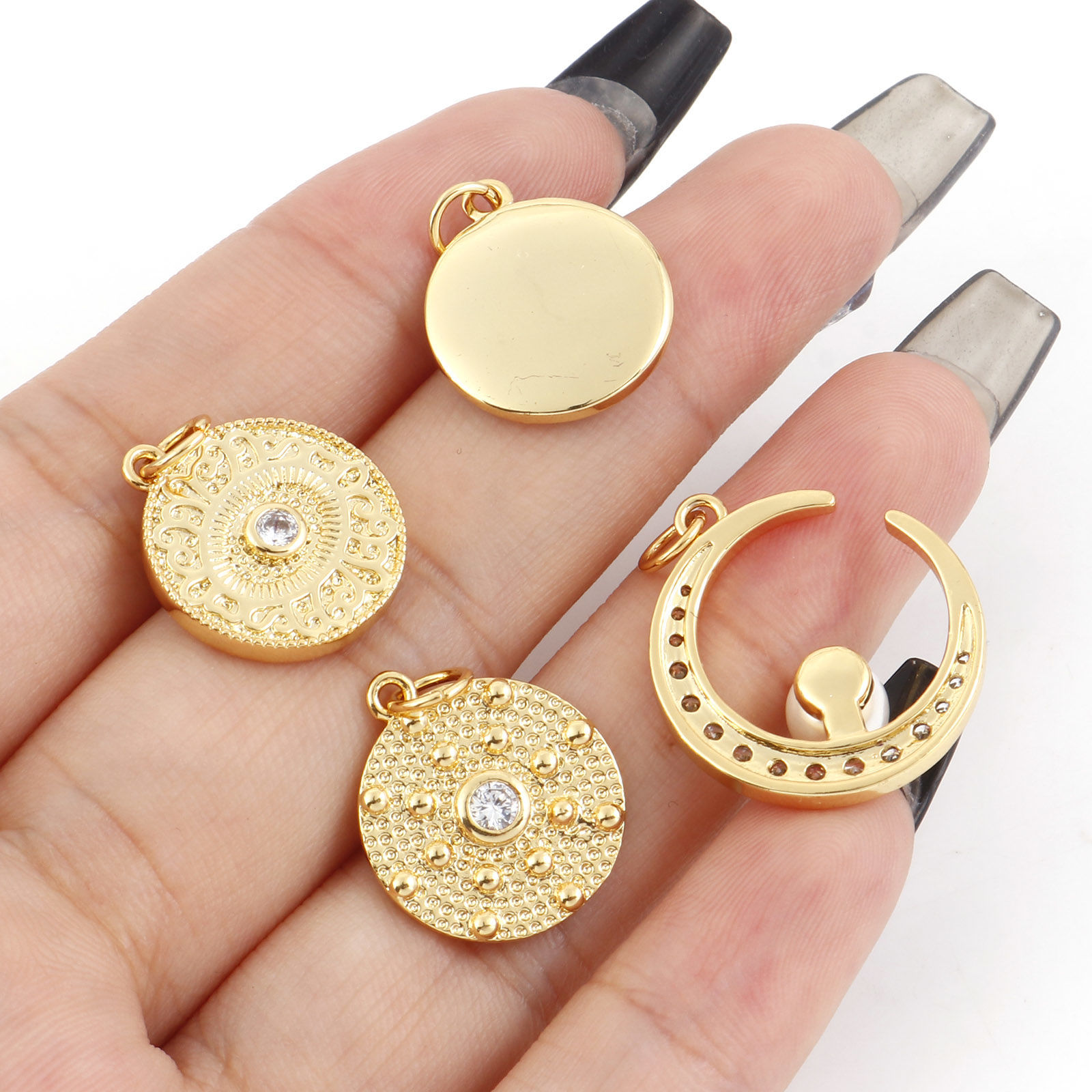 Picture of Brass Charms Gold Plated Sun Moon Enamel Clear Cubic Zirconia