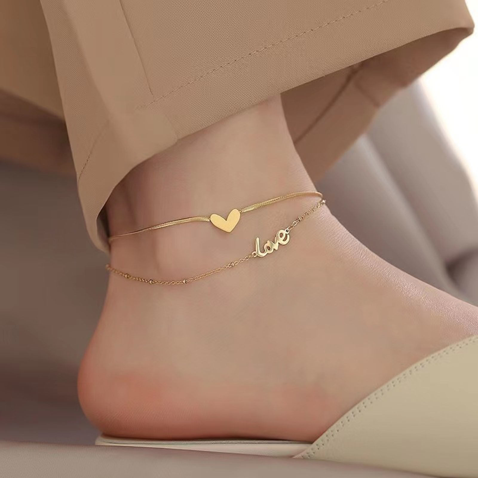 304ステンレス鋼 おしゃれ デザインチェーン 多層アンクレット 多色 ハート 「 LOVE 」 20cm 長さ、 1 本 の画像