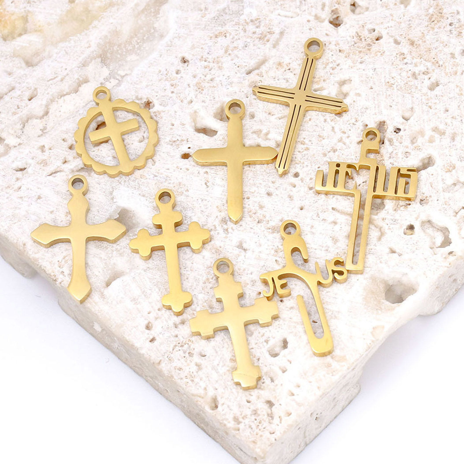 Picture of Eco-friendly 304 Stainless Steel Religious Pendants 18K Gold Plated Cross