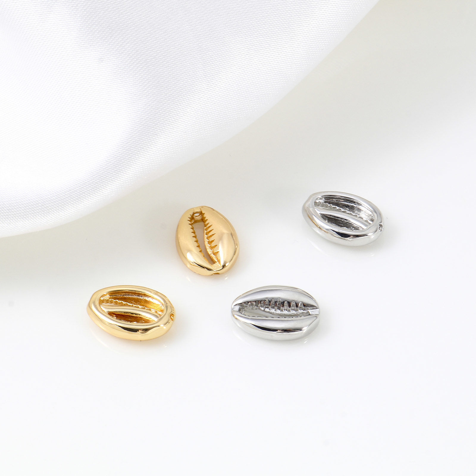 Picture of Brass Beads For DIY Jewelry Making Real Gold Plated Cowrie Monetaria Caputserpentis 3D About 14mm x 10mm