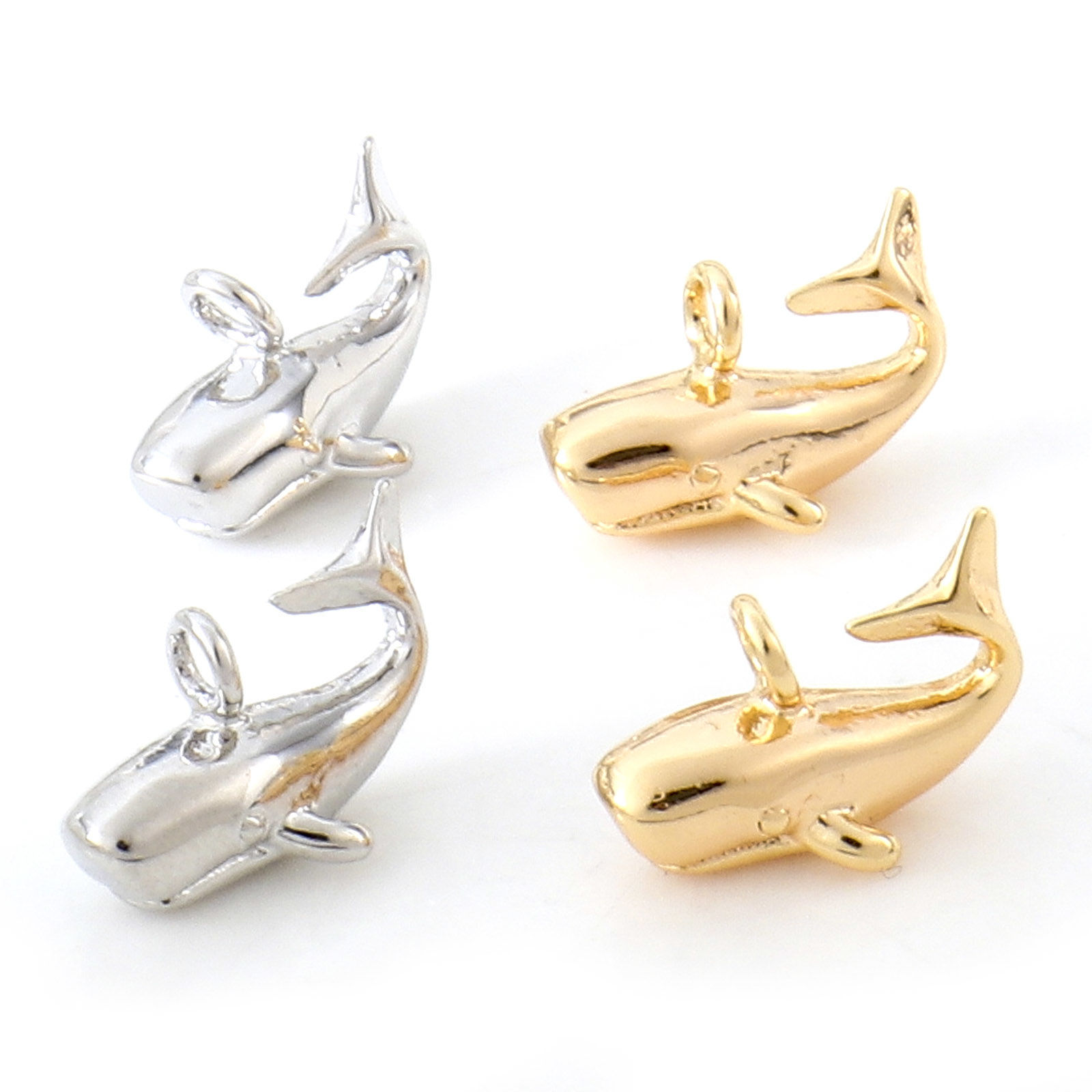 Image de Breloques Bijoux d'Océan en Laiton Baleine Plaqué Or Véritable 3D 12mm x 8mm, 2 Pcs