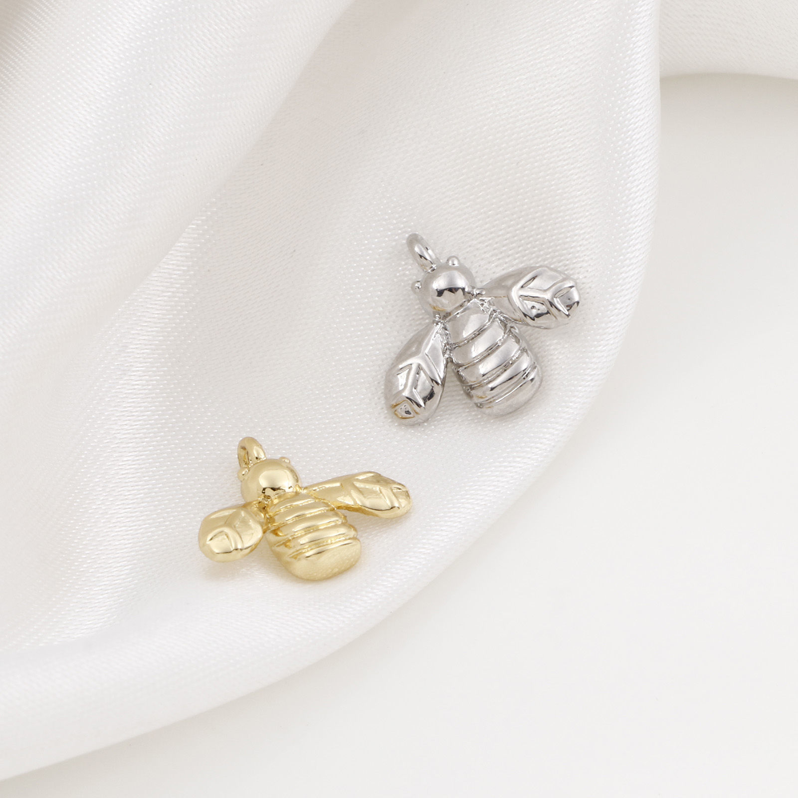 Picture of Brass Charms Multicolor Bee Animal 3D 13mm x 12mm