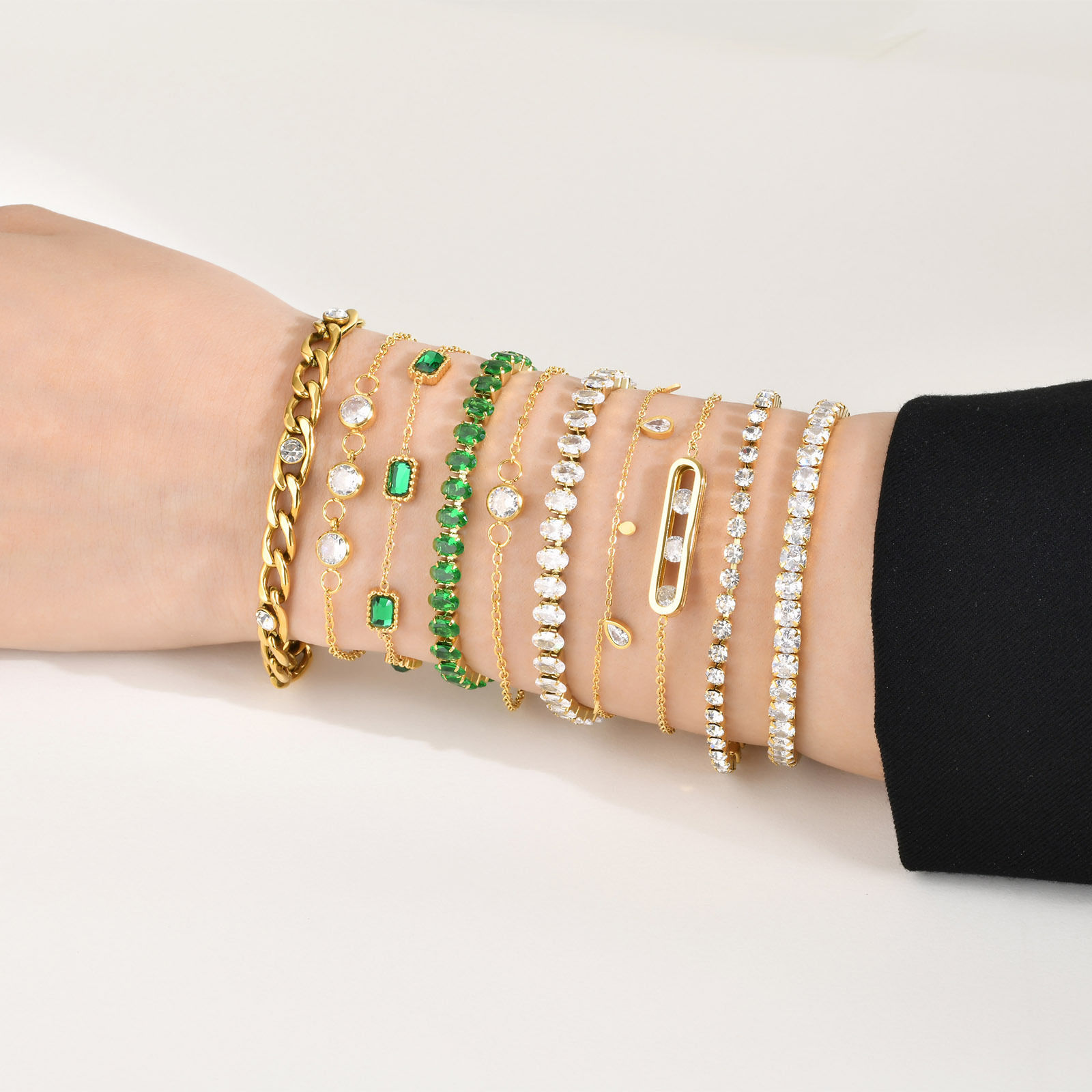 Bild von Umweltfreundliche Vakuumbeschichtung Einfach und lässig Exquisit 18K Vergoldet 304 Edelstahl & Zirkon Schmuckkette Kette Armband Für Frauen Party 1 Strang