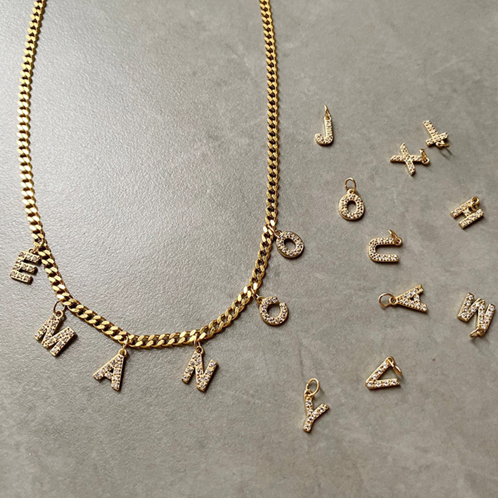 Immagine di 1 Pz 304 Acciaio Inossidabile & Zircone Cubico Collana con Nome Personalizzato Ciondolo con Lettera Personalizzata Lettera Maiuscola Placcato Oro 14K 45cm Lunghezza