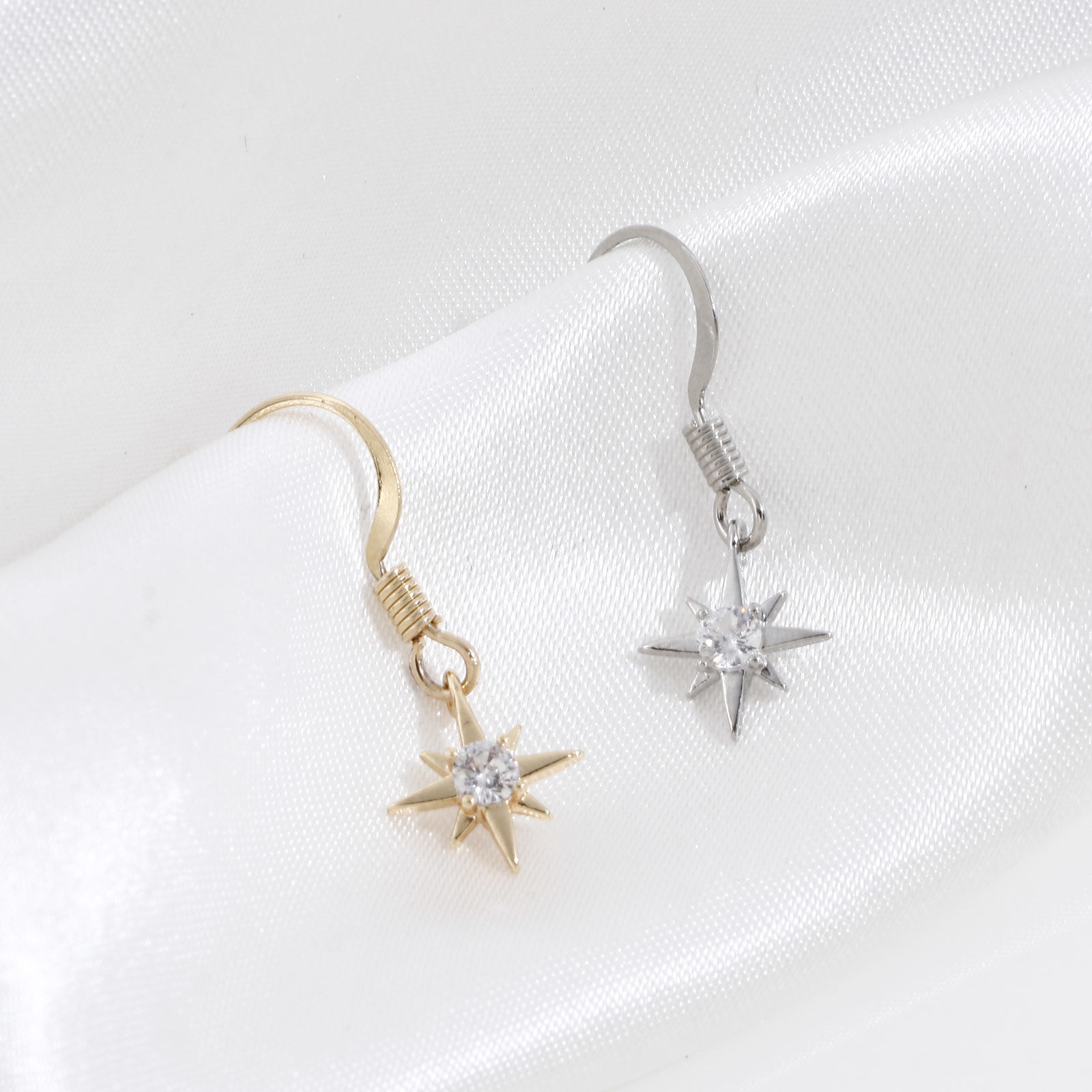 Picture of Brass Galaxy Charms Real Gold Plated Star Clear Cubic Zirconia 11mm x 9mm