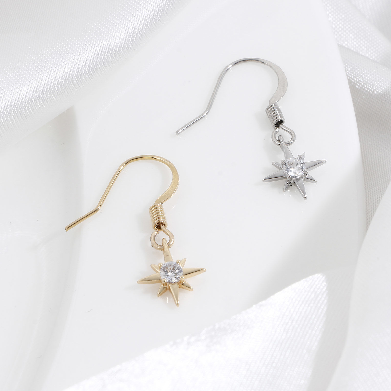 Picture of Brass Galaxy Charms Real Gold Plated Star Clear Cubic Zirconia 11mm x 9mm