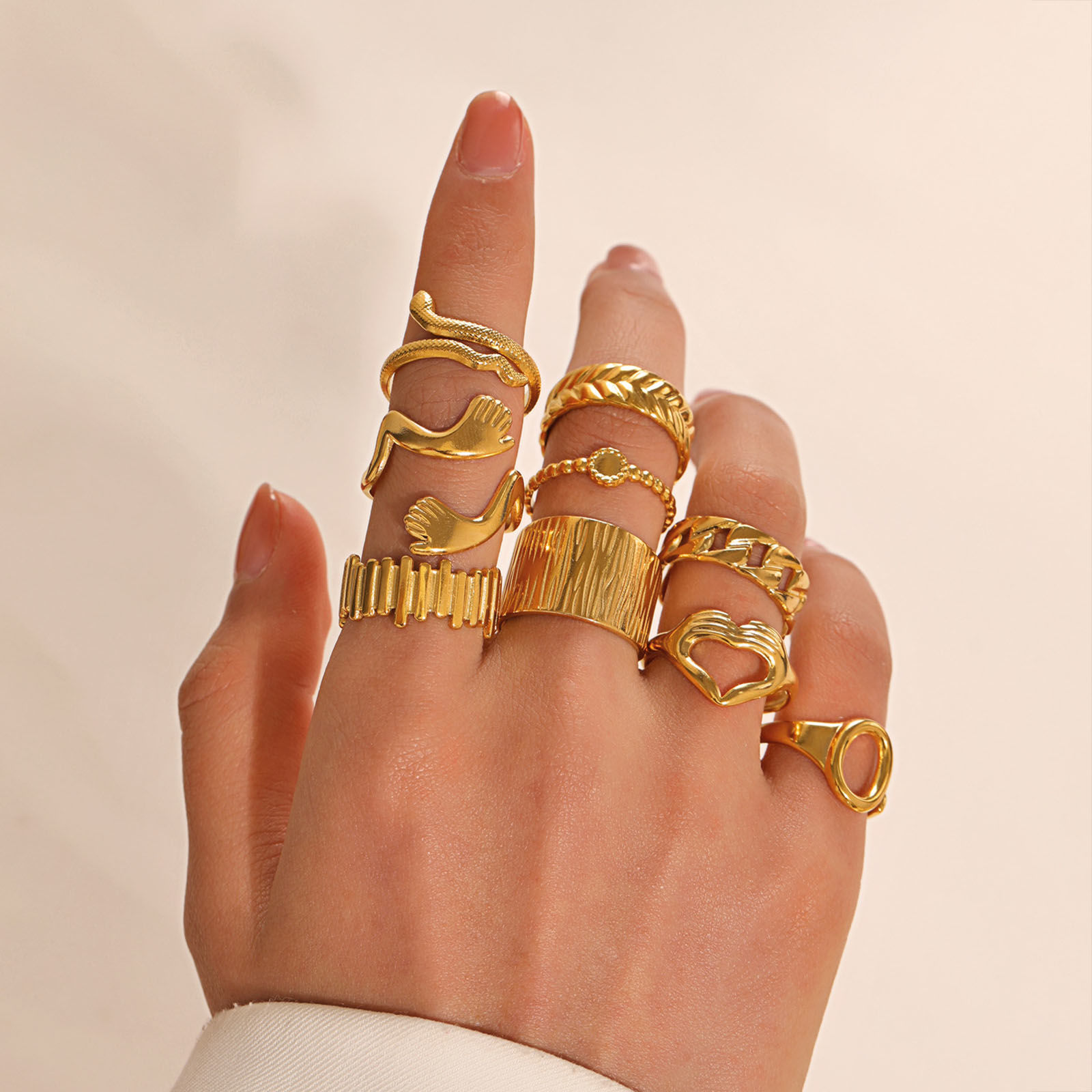 Imagen de Enchapado al Vacío Ecológico Sencillo & Casual Estilo Ins Chapado en Oro de 18K 304 Acero Inoxidable Abierto Mano Corazón Anillos Para Mujeres 1 Unidad