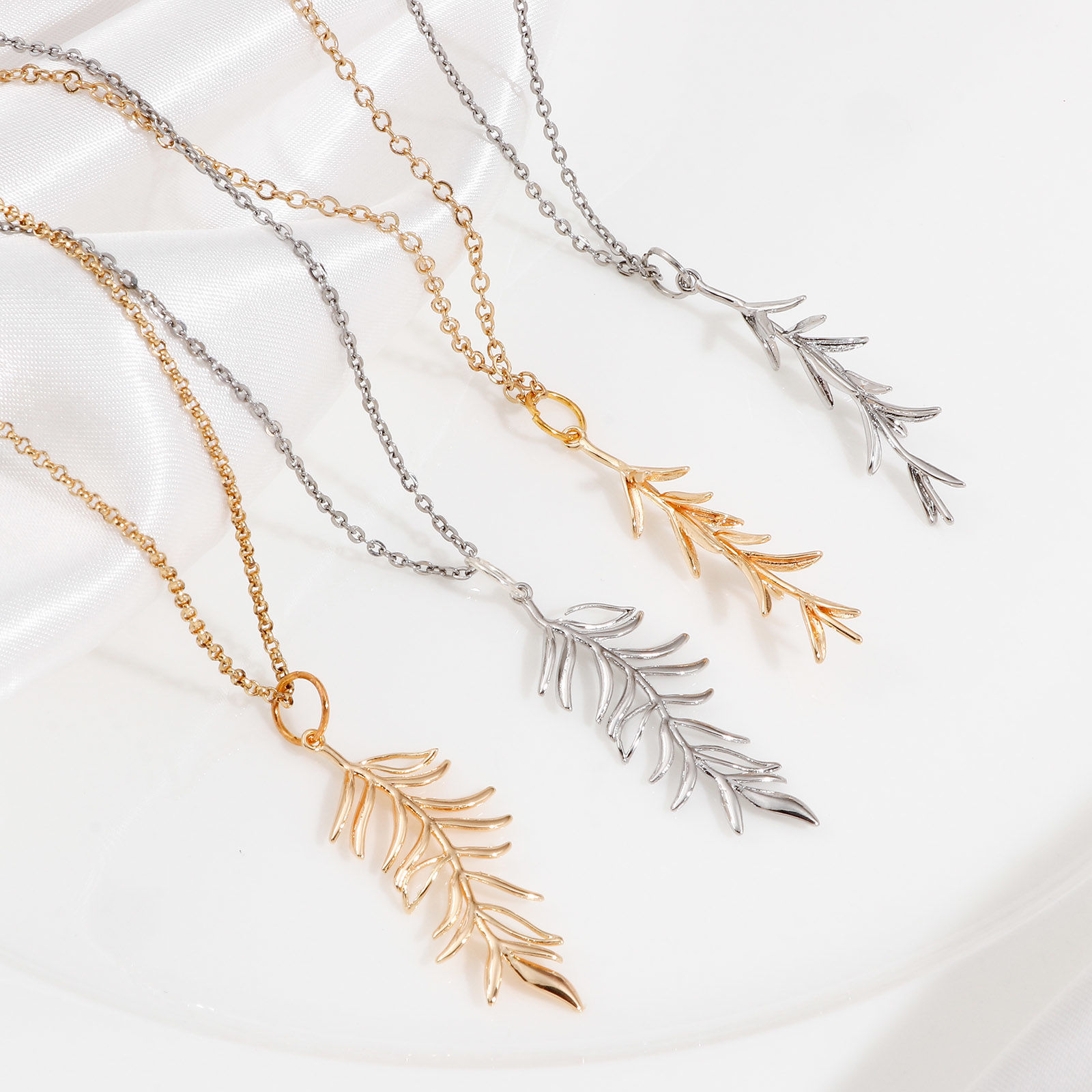 Picture of Brass Pendants Real Gold Plated Leaf 3D